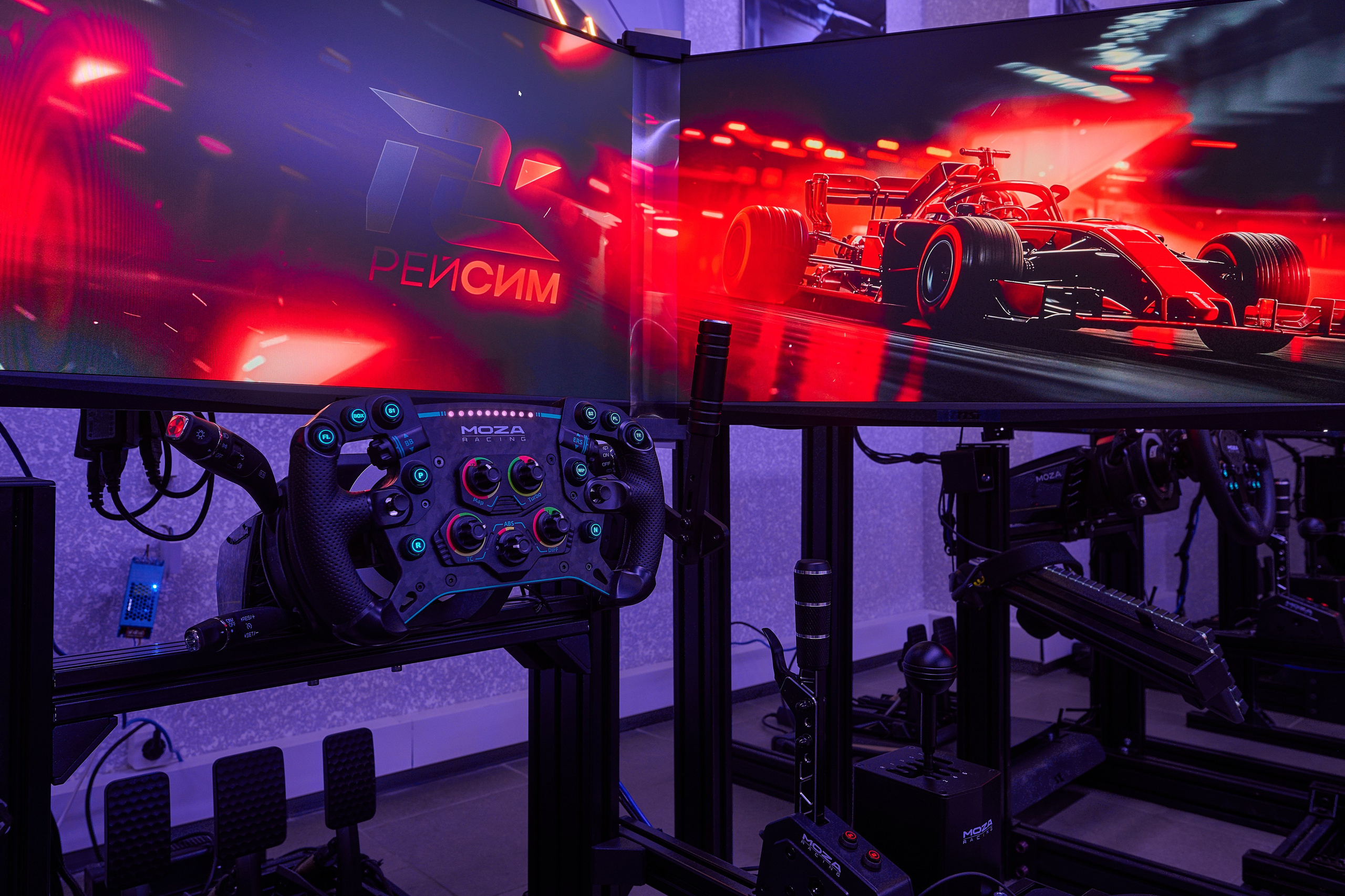 РЕЙСИМ Гоночные автосимуляторы. Интерьерный фотограф в Краснодаре