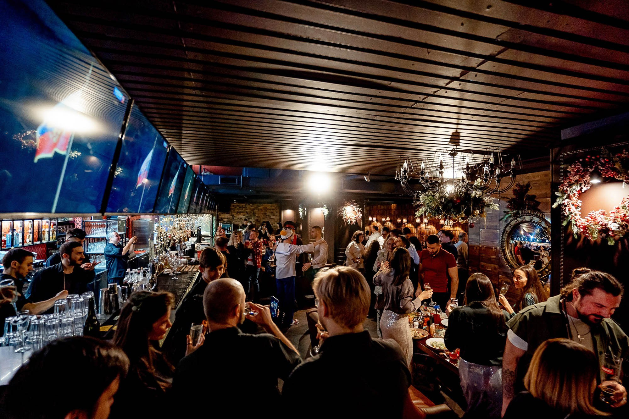 Новый год 2024 в Peoples. Сергей Кошкин. Репортажная и ивент-фотография в Сургуте