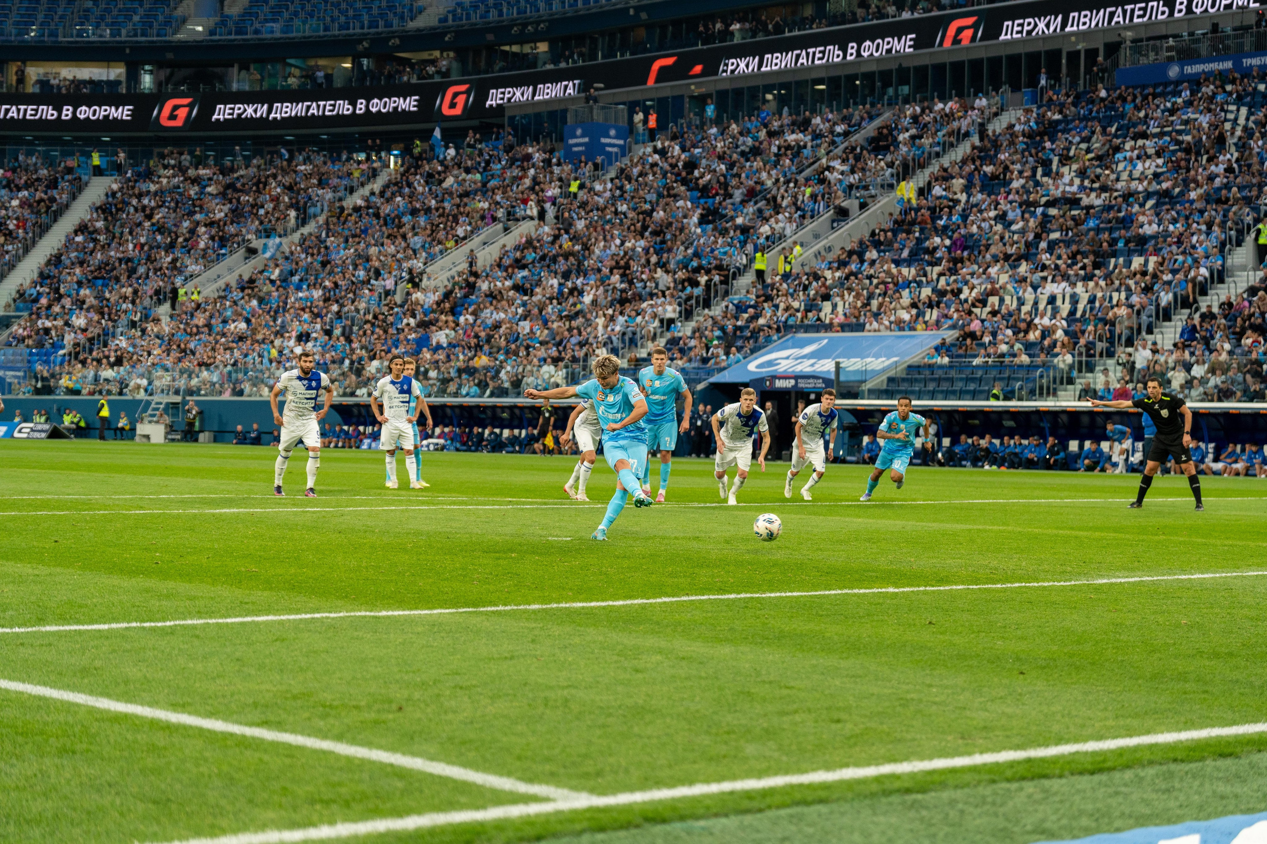 Удар пенальти «Зенита» на Газпром Арене, спортивный фотограф Санкт-Петербург