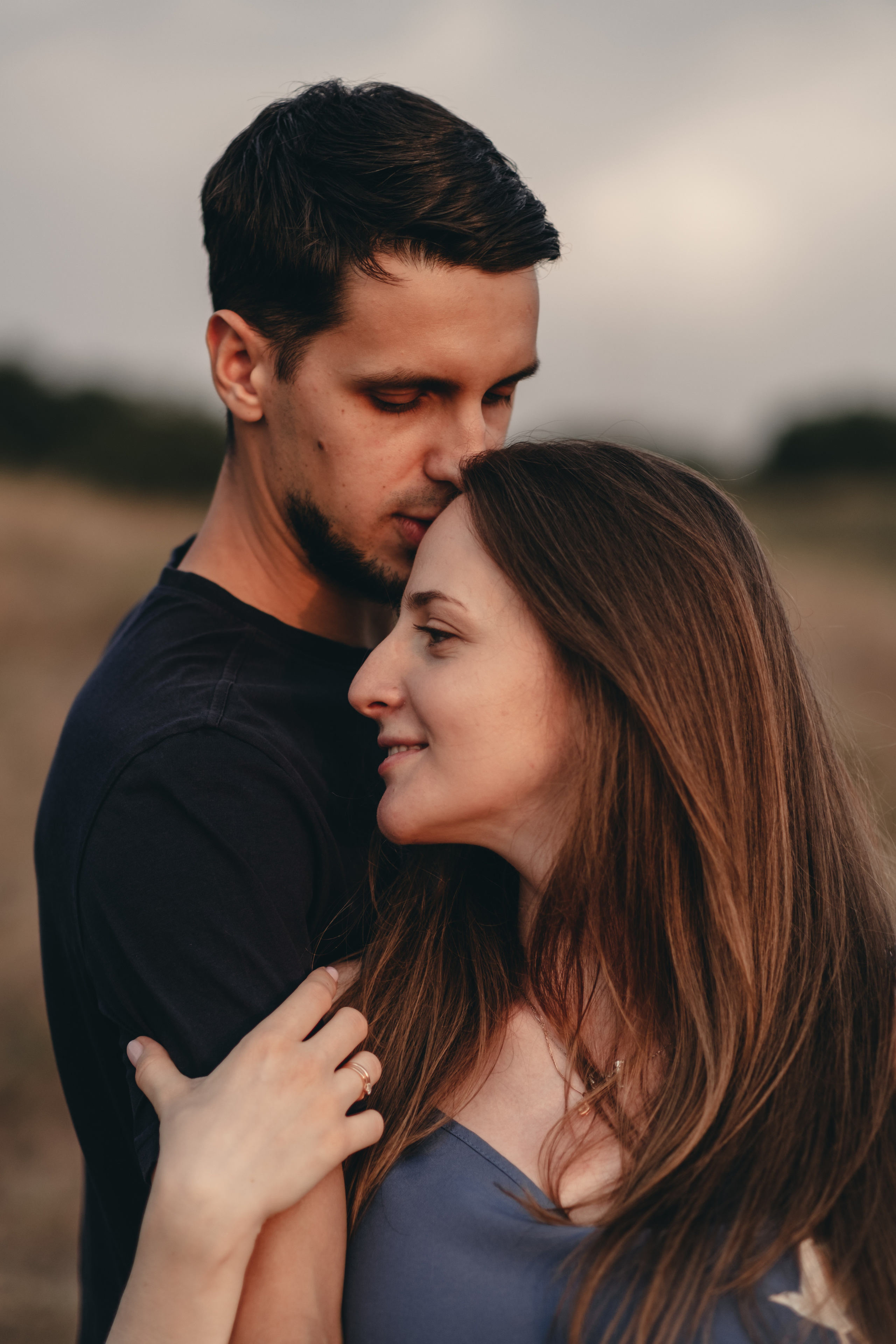 Семейная фотосессия на природе осенью в Москве. Семейный фотограф в Москве Кристина Маркос