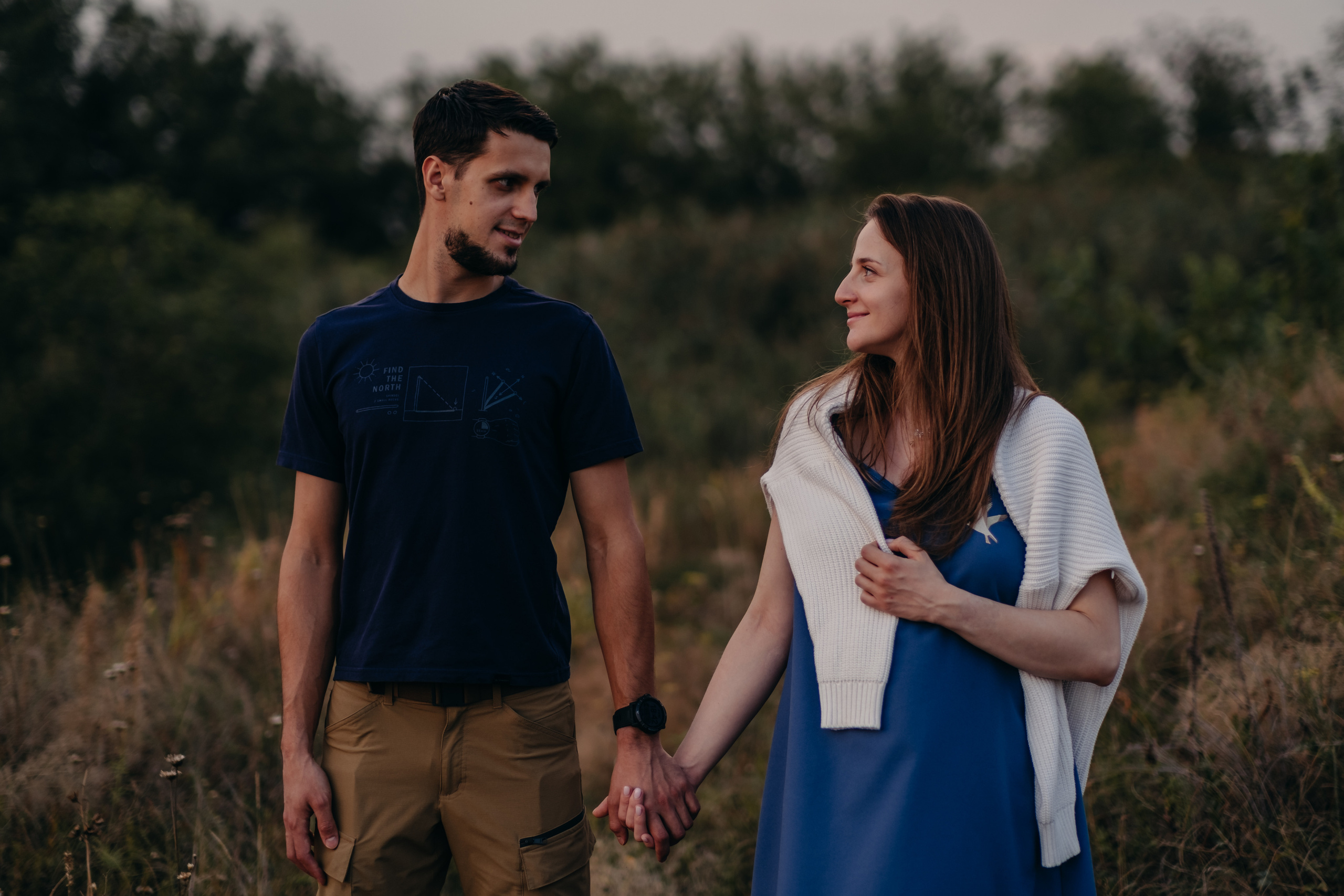 Семейная фотосессия на природе осенью в Москве. Семейный фотограф в Москве Кристина Маркос