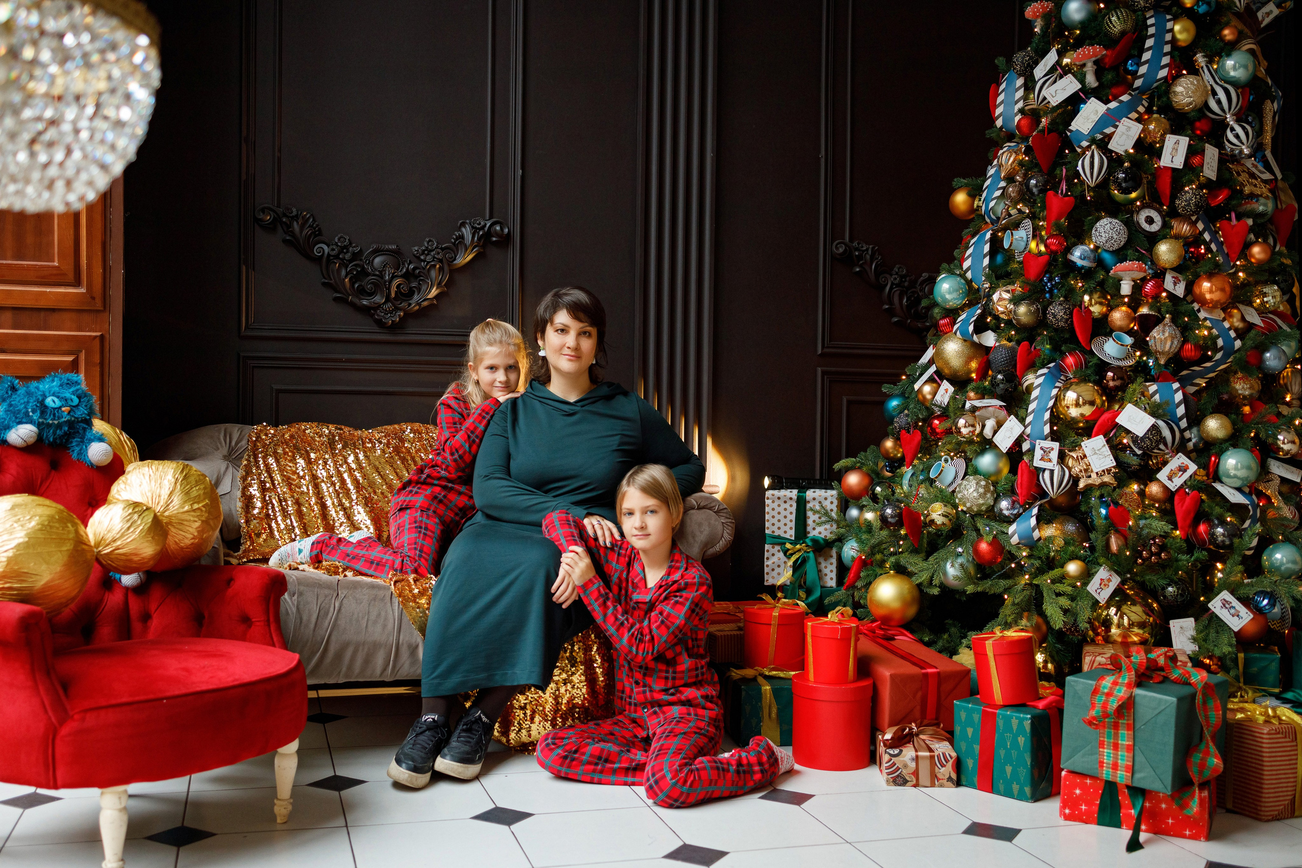 Оля и дочурки. Портретный и семейный фотограф в Москве Стаховская Елена