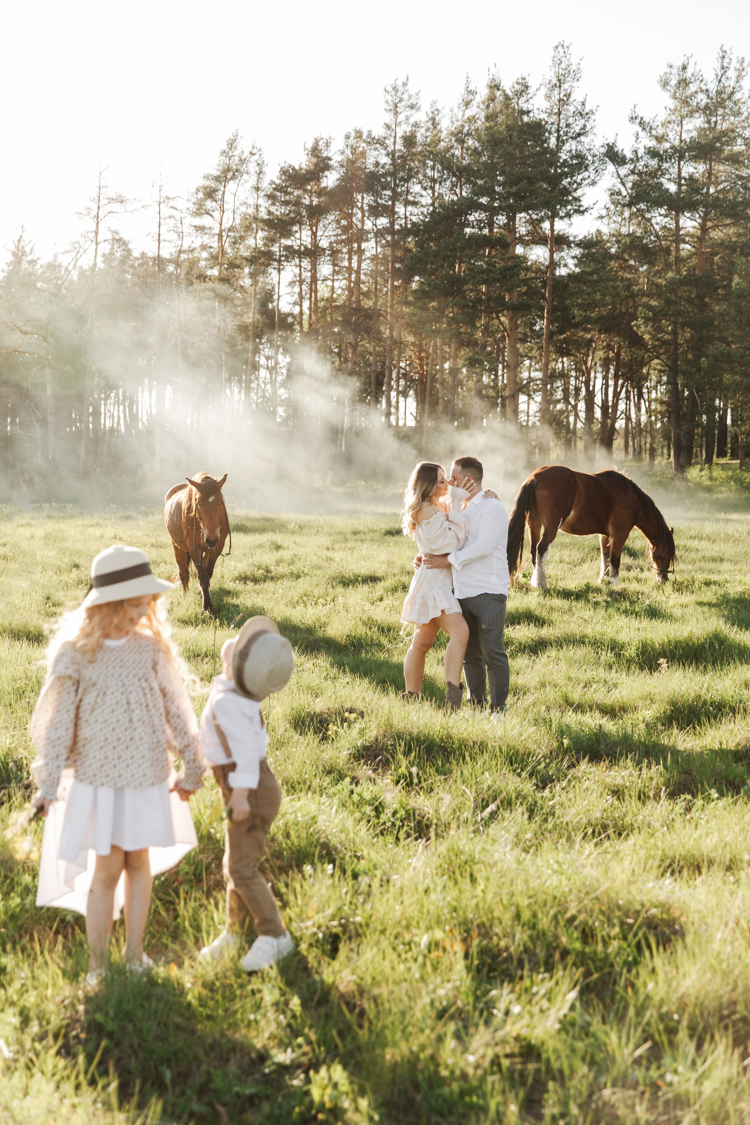 Ольга, Иван, Алёна и Ярослав. Свадебный и семейный фотограф Александра Кос