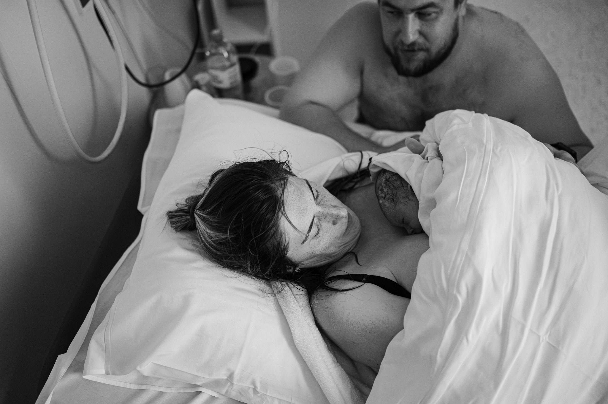 Аглая родилась. Фотограф на роды СПБ Юлия Герасимова