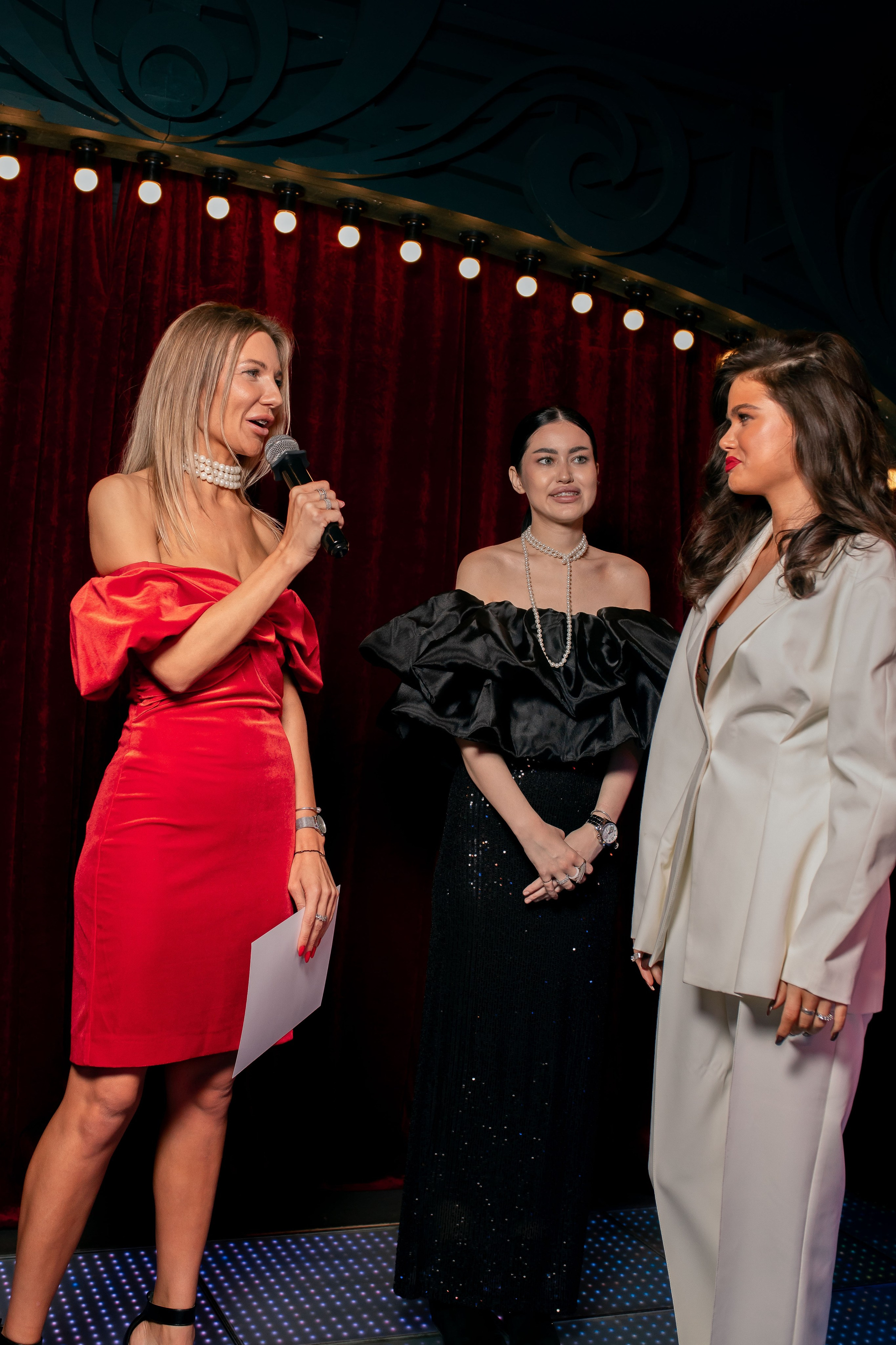 BIG_NSK_Burlesque. Репортажный фотограф в Новосибирске