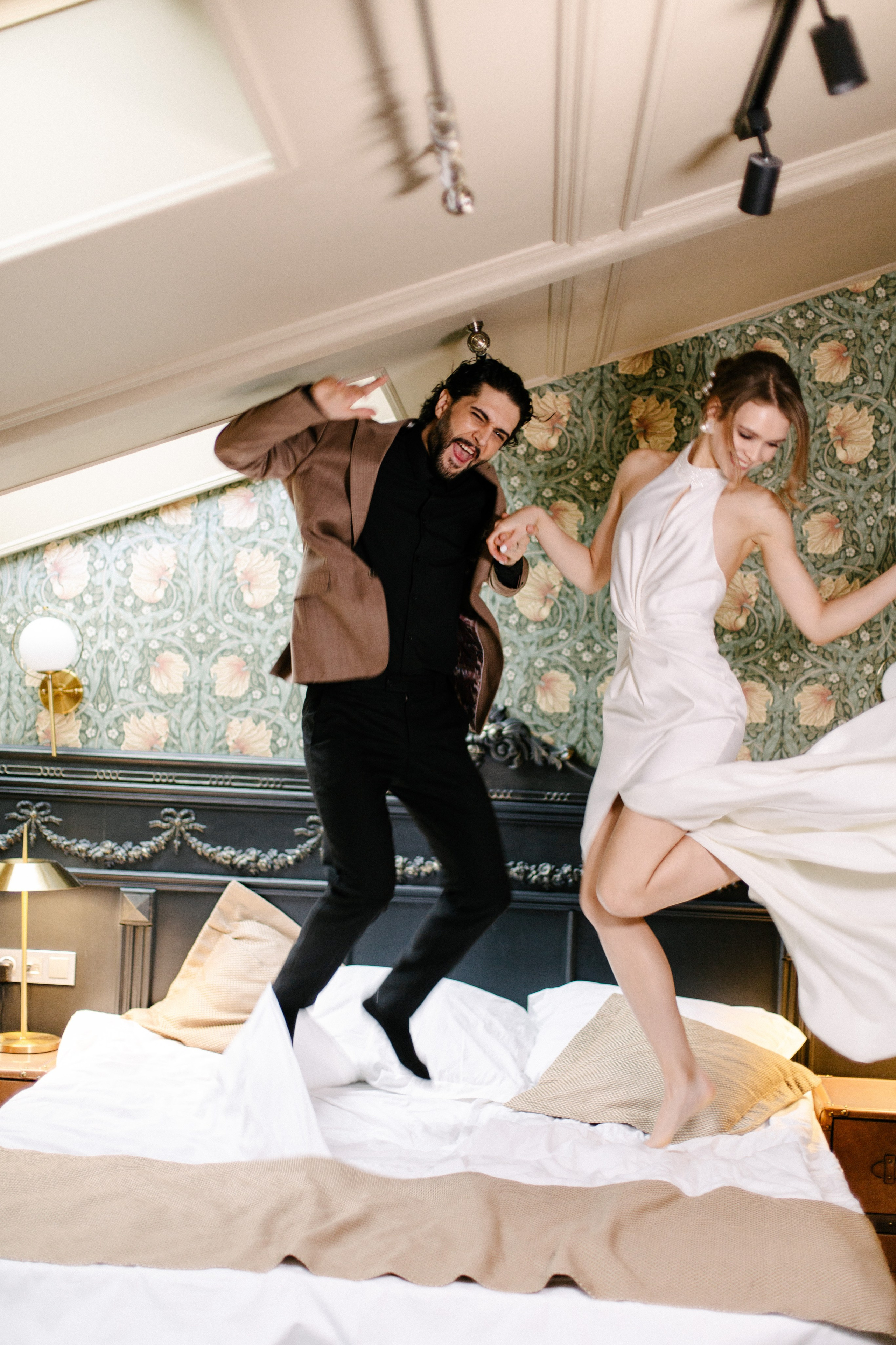 Свадебная фотосессия в бутик отеле Арбат 6, свадебный фотограф в Москве