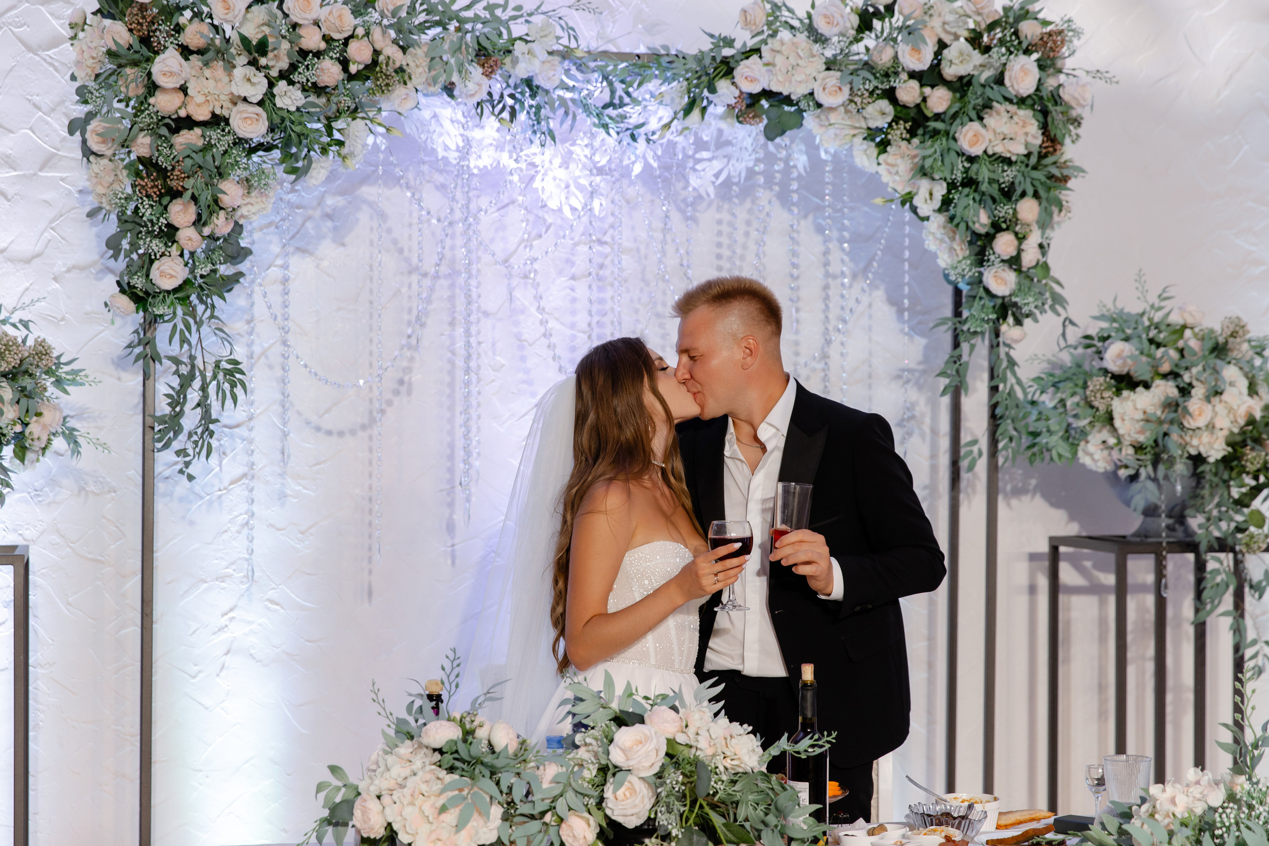 Тимур и Настя. Свадебный фотограф Анна Бабахина