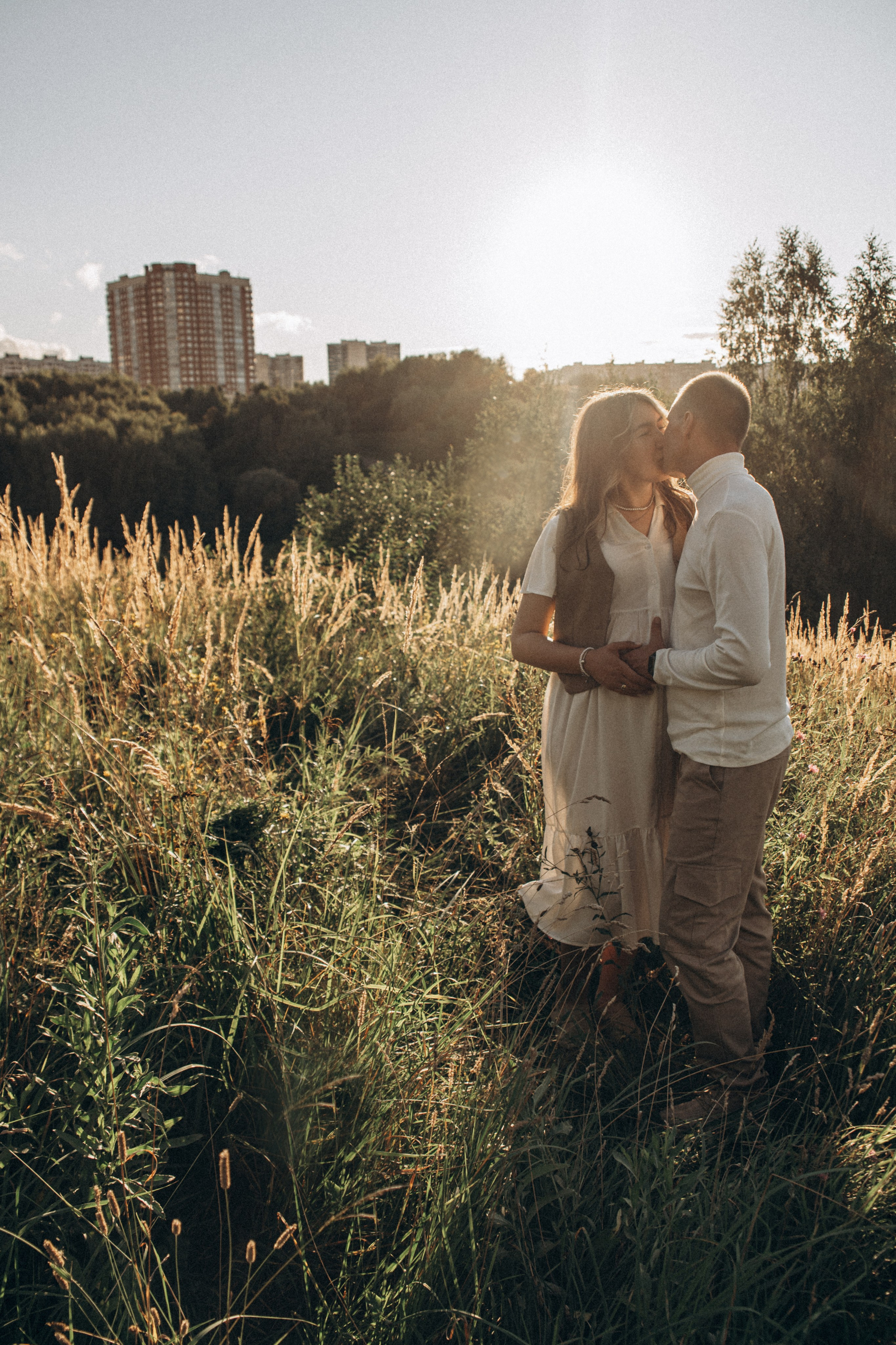 На холмах. Гаврилова Настя семейный фотограф lifestyle в Москве