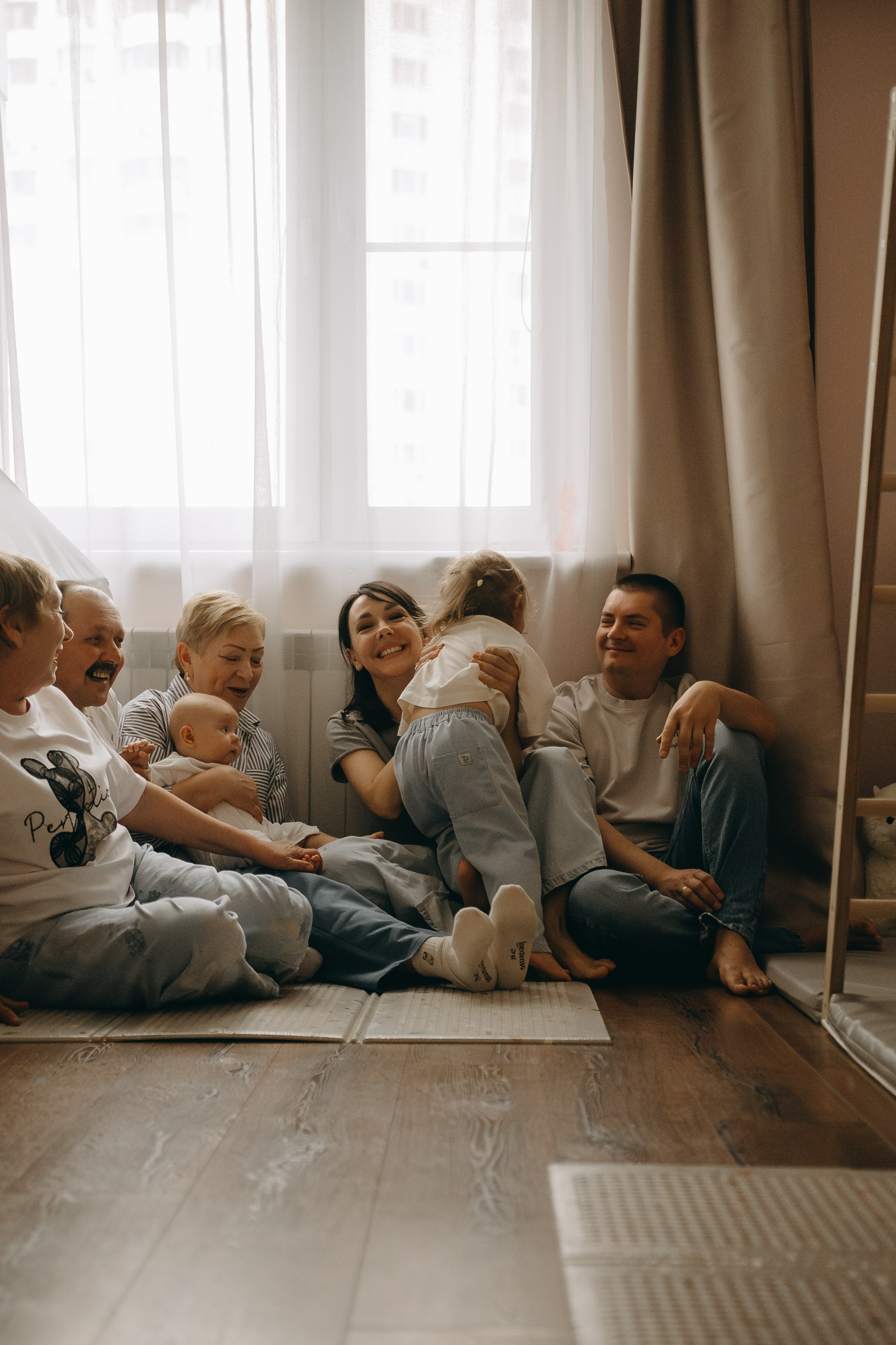 Когда все вместе. Гаврилова Настя семейный фотограф lifestyle в Москве