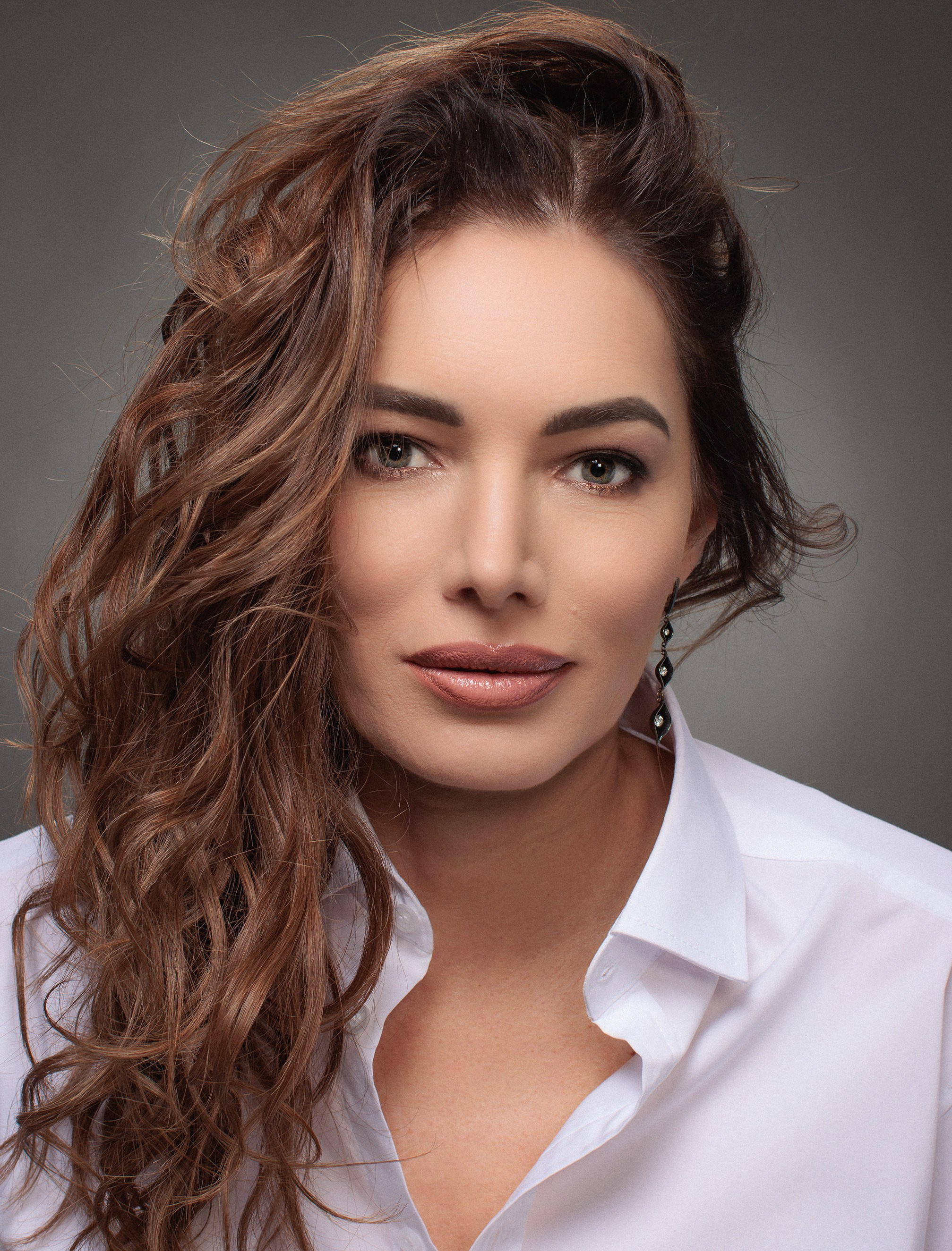 Съёмка для журнала "Дорогое Удовольствие". Март-апрель 2024. Рубрика "Гость номера". "Наталья Макарова: "Бизнес делают люди!" Мейк: Евгения Четверикова. Укладка: Анна Фроленко. Фотосессия в Efimov Studio. Фотограф Сергей Ефимов. #СергейЕфимовФото