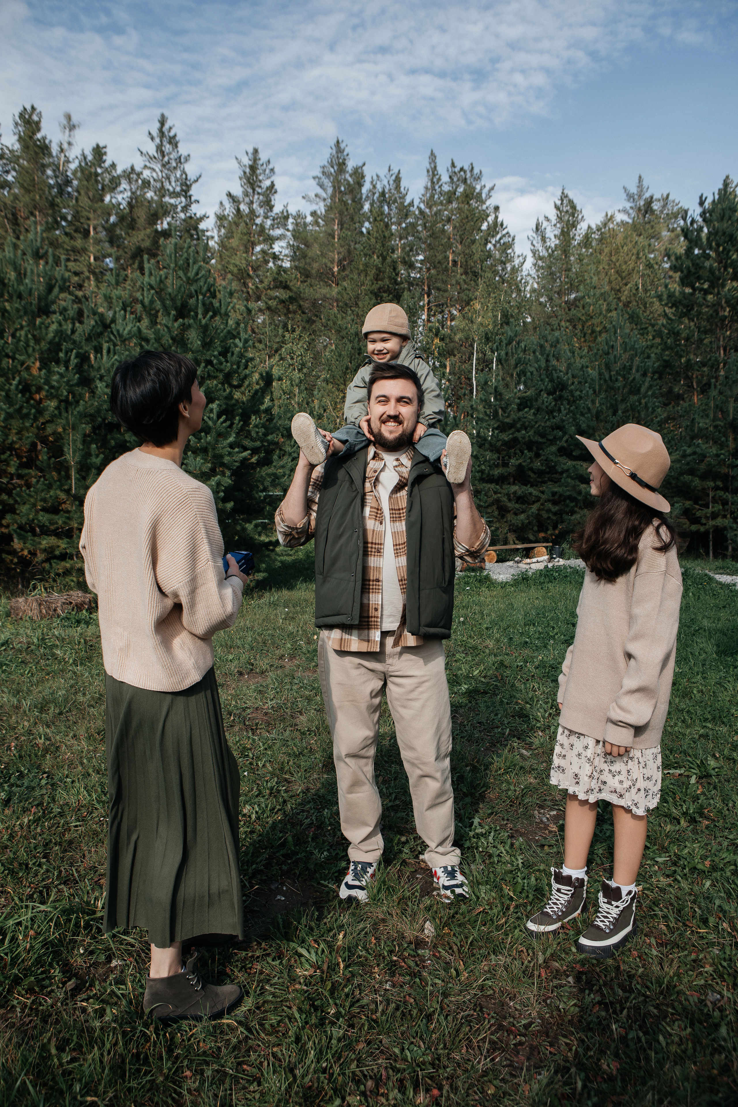 Семейная фотосессия Элина, Александр, Эвелина, Лев. Свадебный и семейный фотограф Ибрагимова Мария из Екатеринбурга