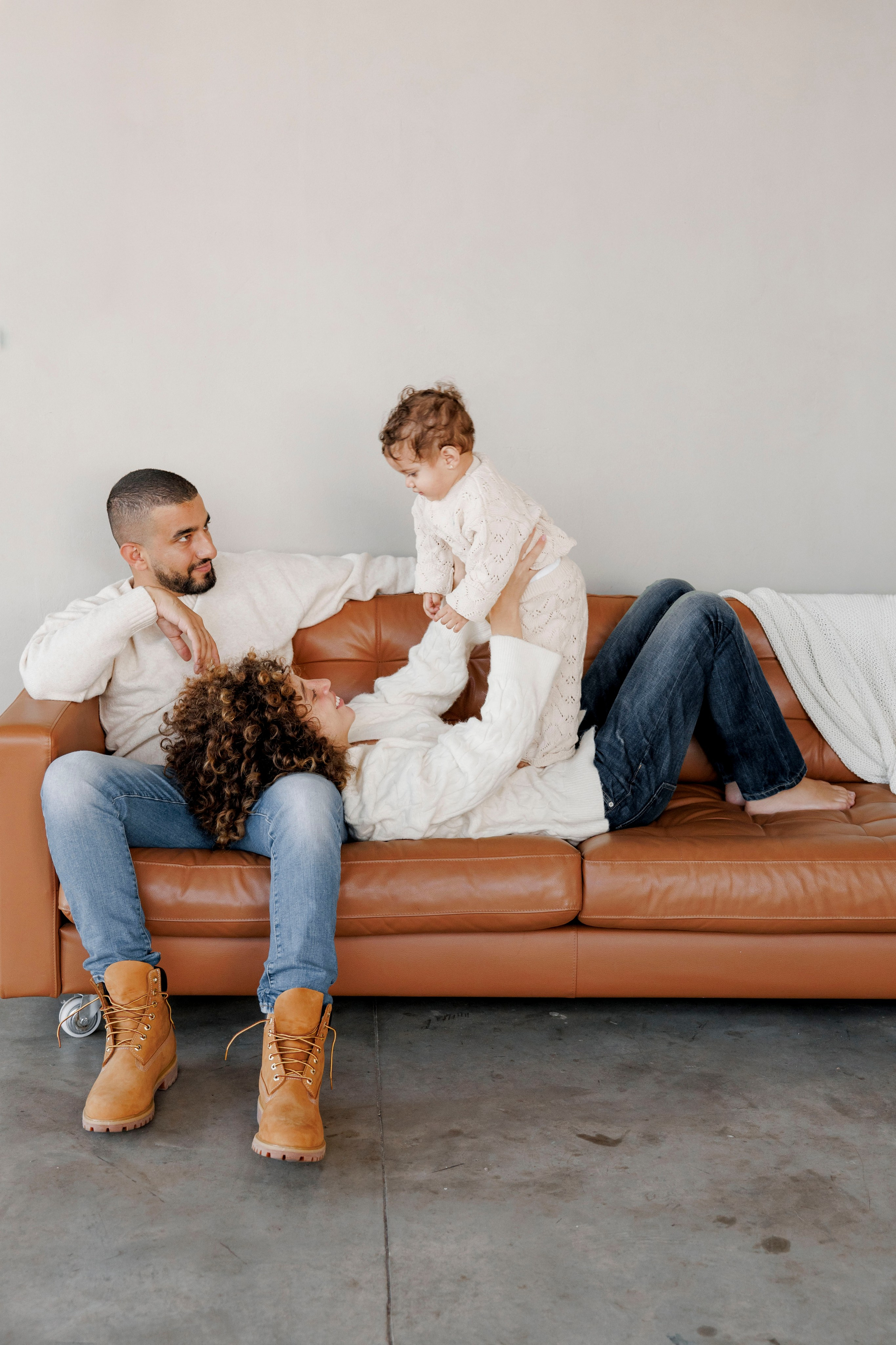 One year old inside the studio (Tel Aviv). Главная