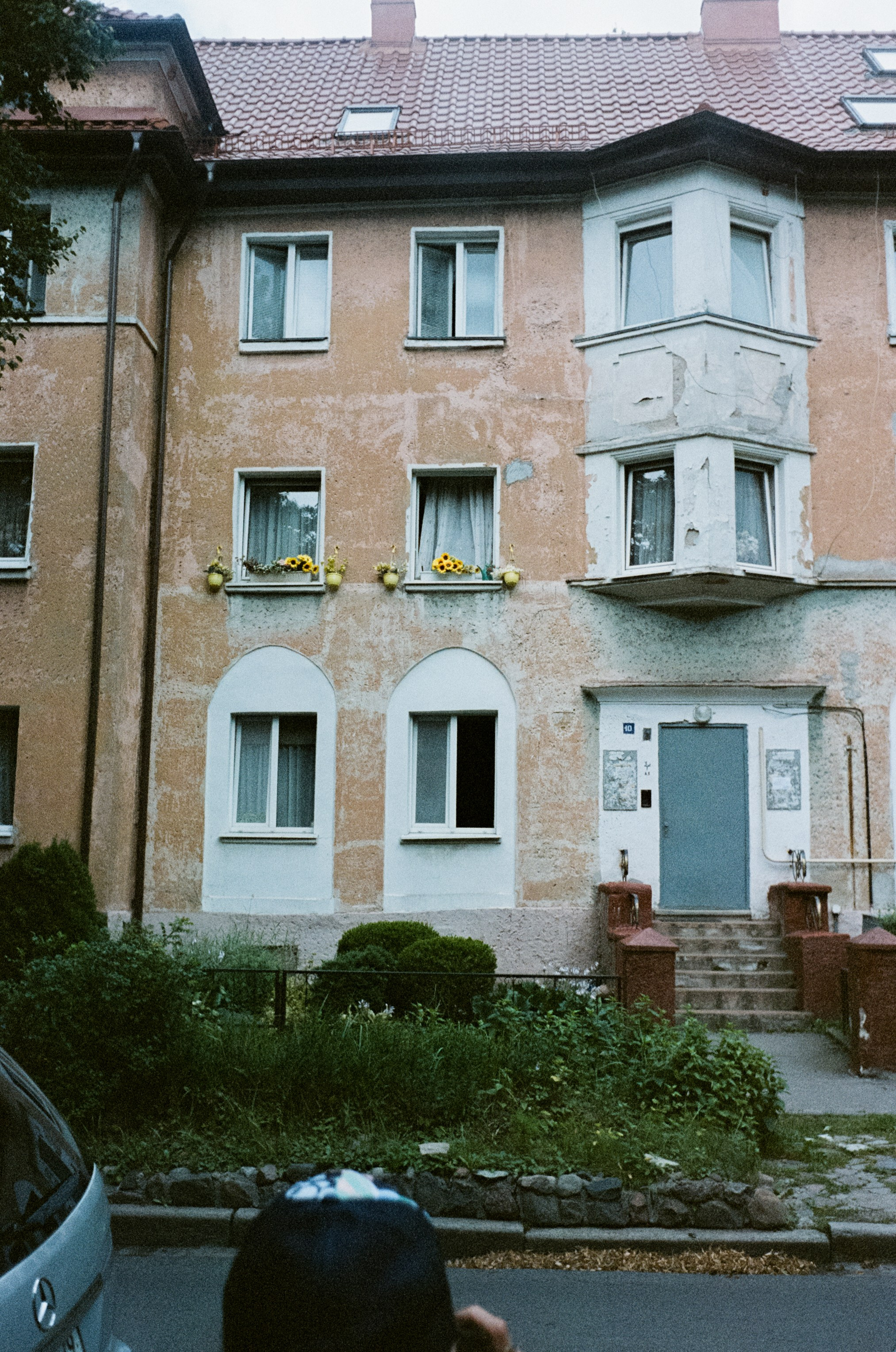 11 июля Светлогорск улочки / Minox 35 GT (2) / Kodak Portra 400 VC @ISO 100