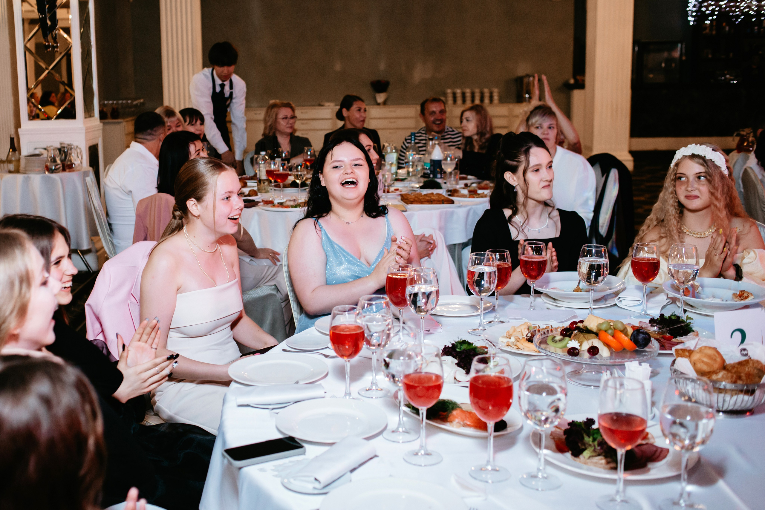 Выпускной 2025 (9класс) 124 школа. Фотограф в Челябинске Ополихина Анна