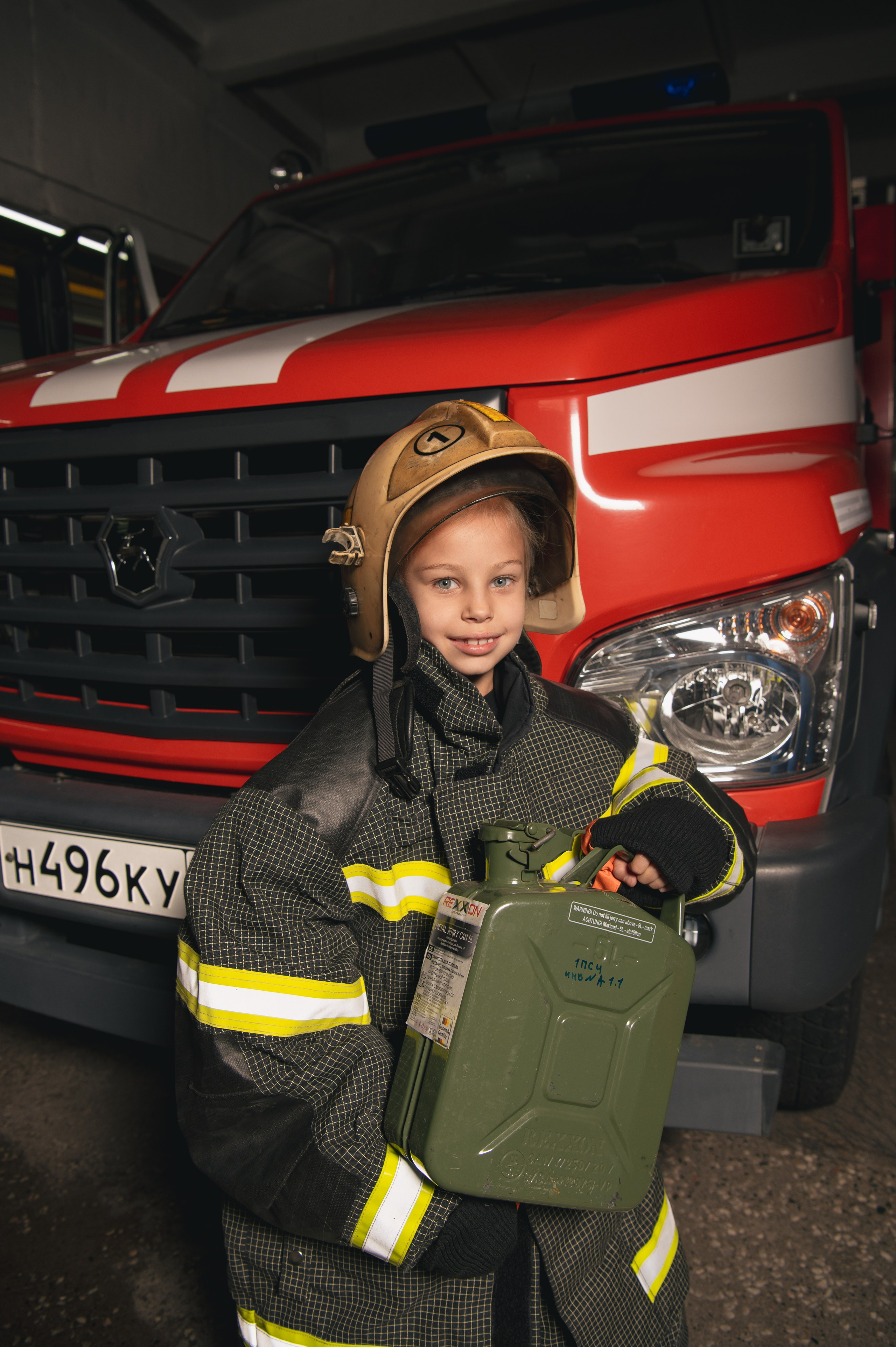Дети пожарные. Детский фотограф в Новокузнецке Николай Чекалин