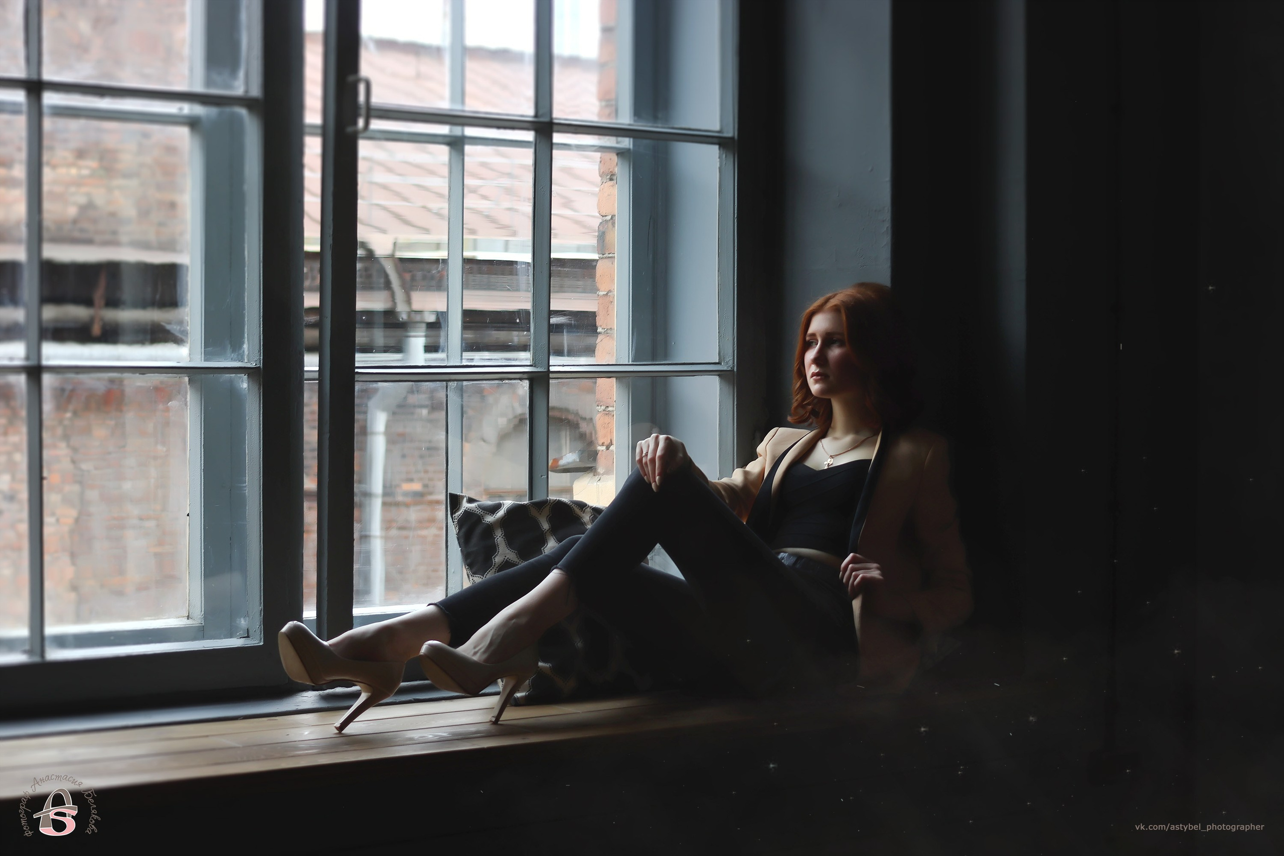 Фотосессия Марины в фотостудии «Юпитер» СПб, зал Лофт. Фотограф Анастасия Белякова в Санкт-Петербурге и Гатчине