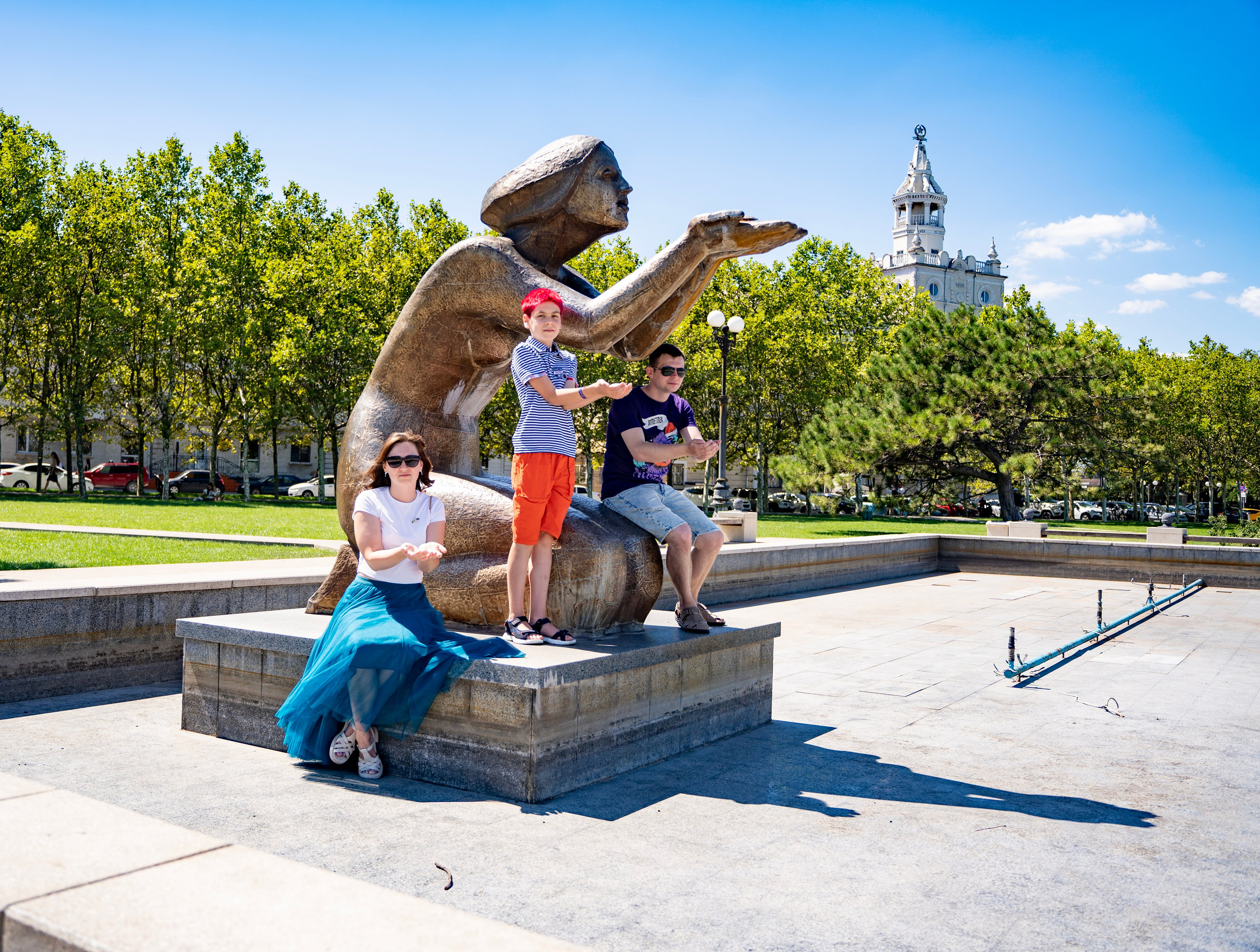 Летняя фотопрогулка по Новороссийску. Семейный и детский фотограф Екатерина Черняева. Снимаю портреты, love story, фотопрогулки, работаю на улице, в кафе, студии, дома у клиента