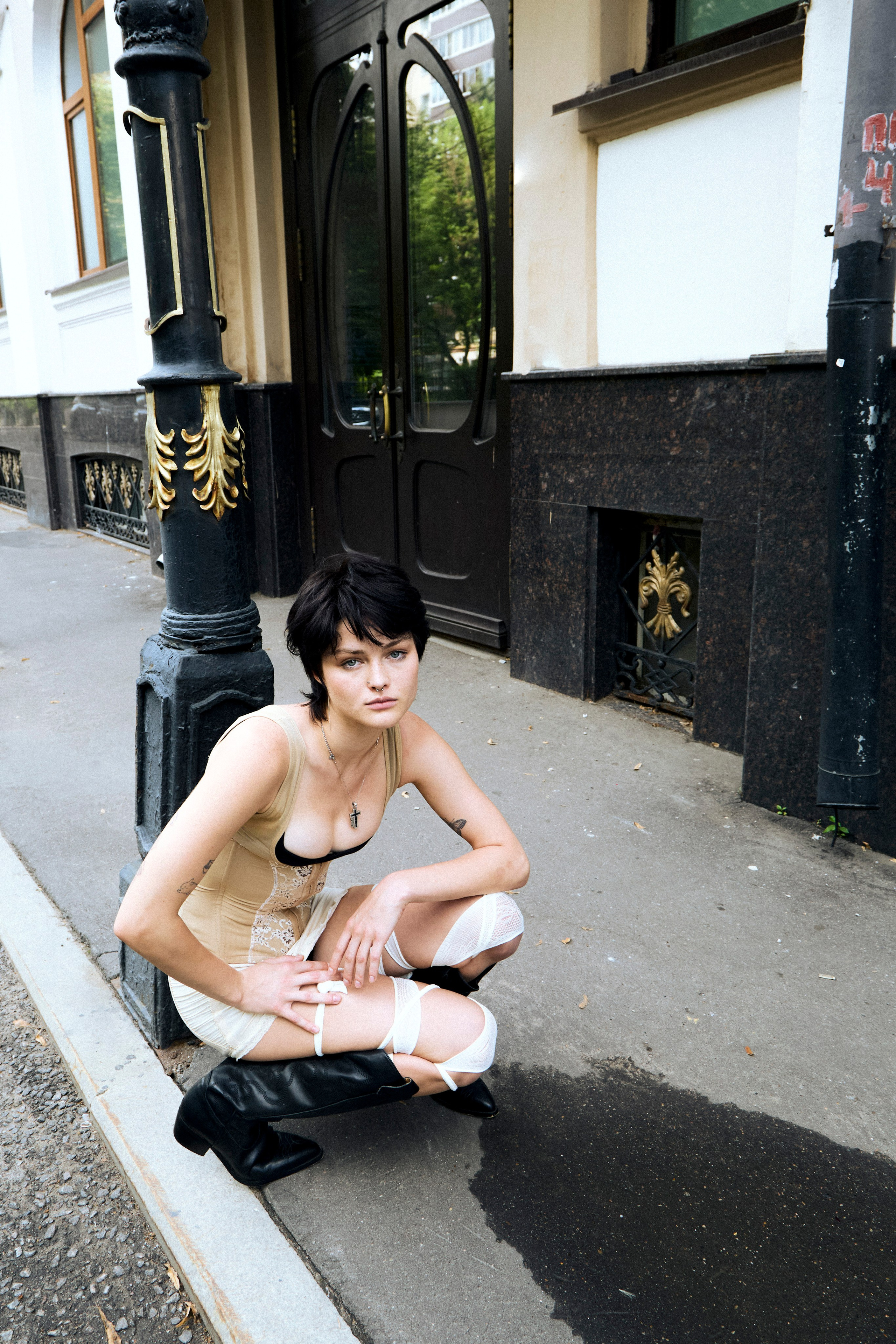 Alan (lumpenmen). Arina Kharakhashian