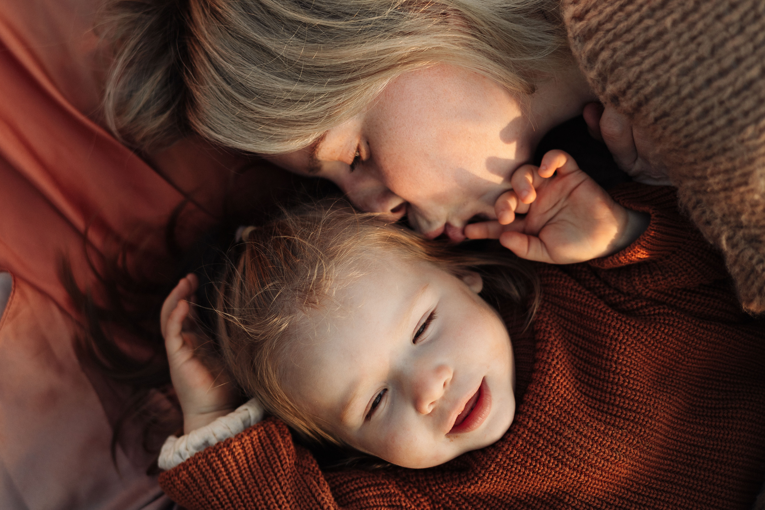 Алена и Эмилия