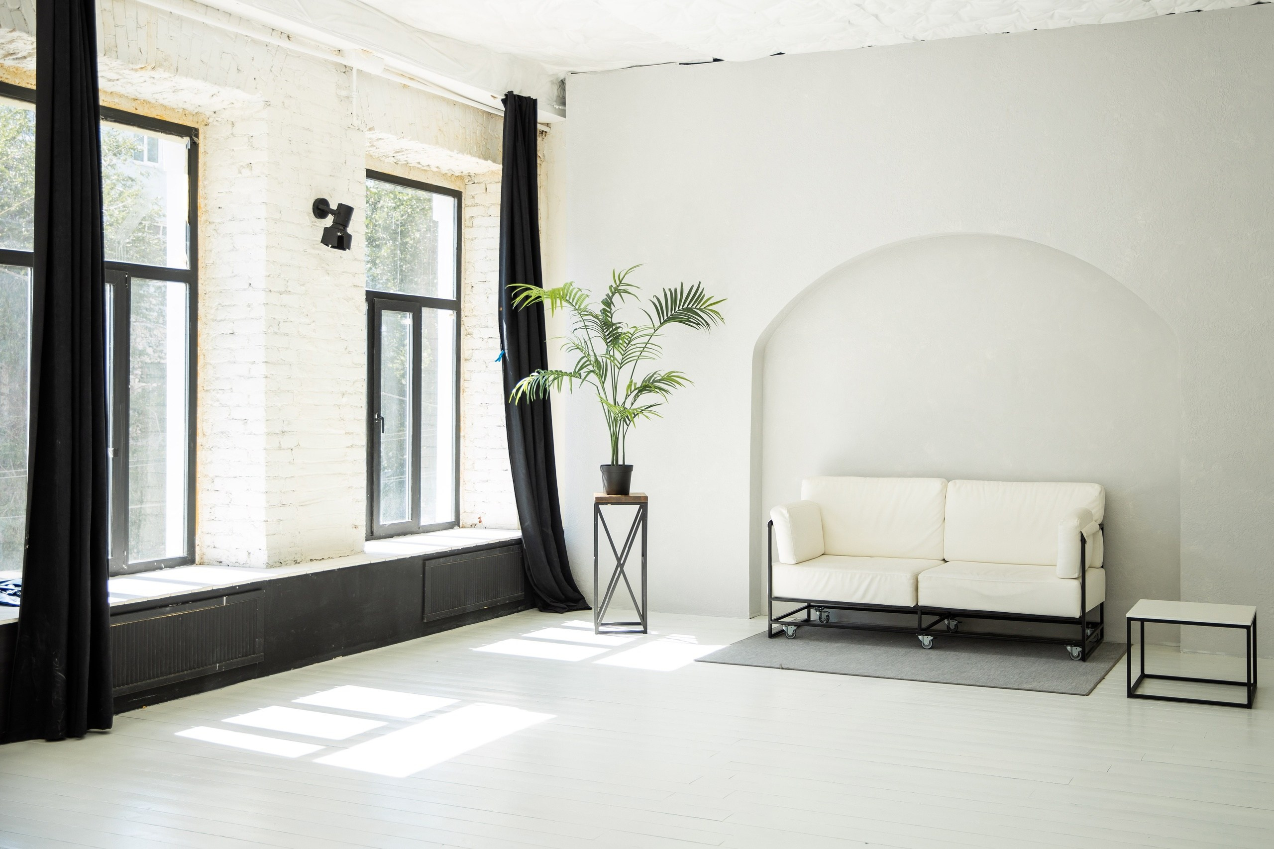 Ленинградская ул., 78, 2 этаж, домофон кнопка №2, 1800-2000р/час