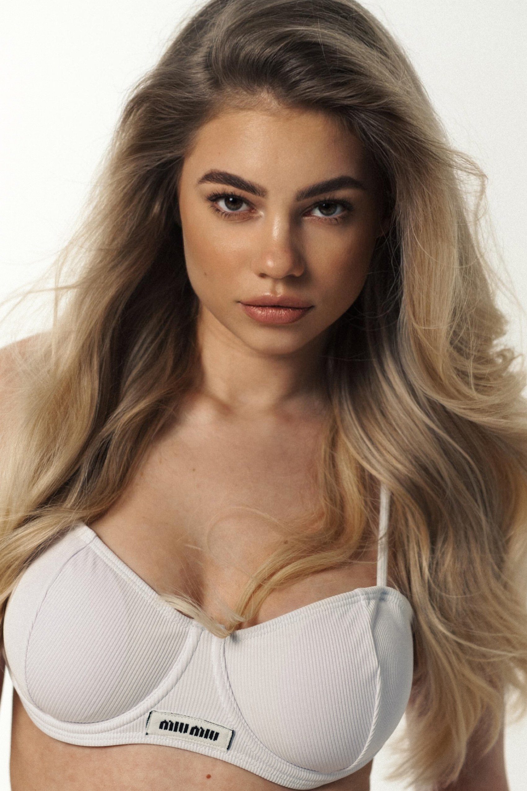 Пресет-пак «New Vintage». Персональный фотограф Москва Кислякова Алина. Фотограф в Дубае, ОАЭ