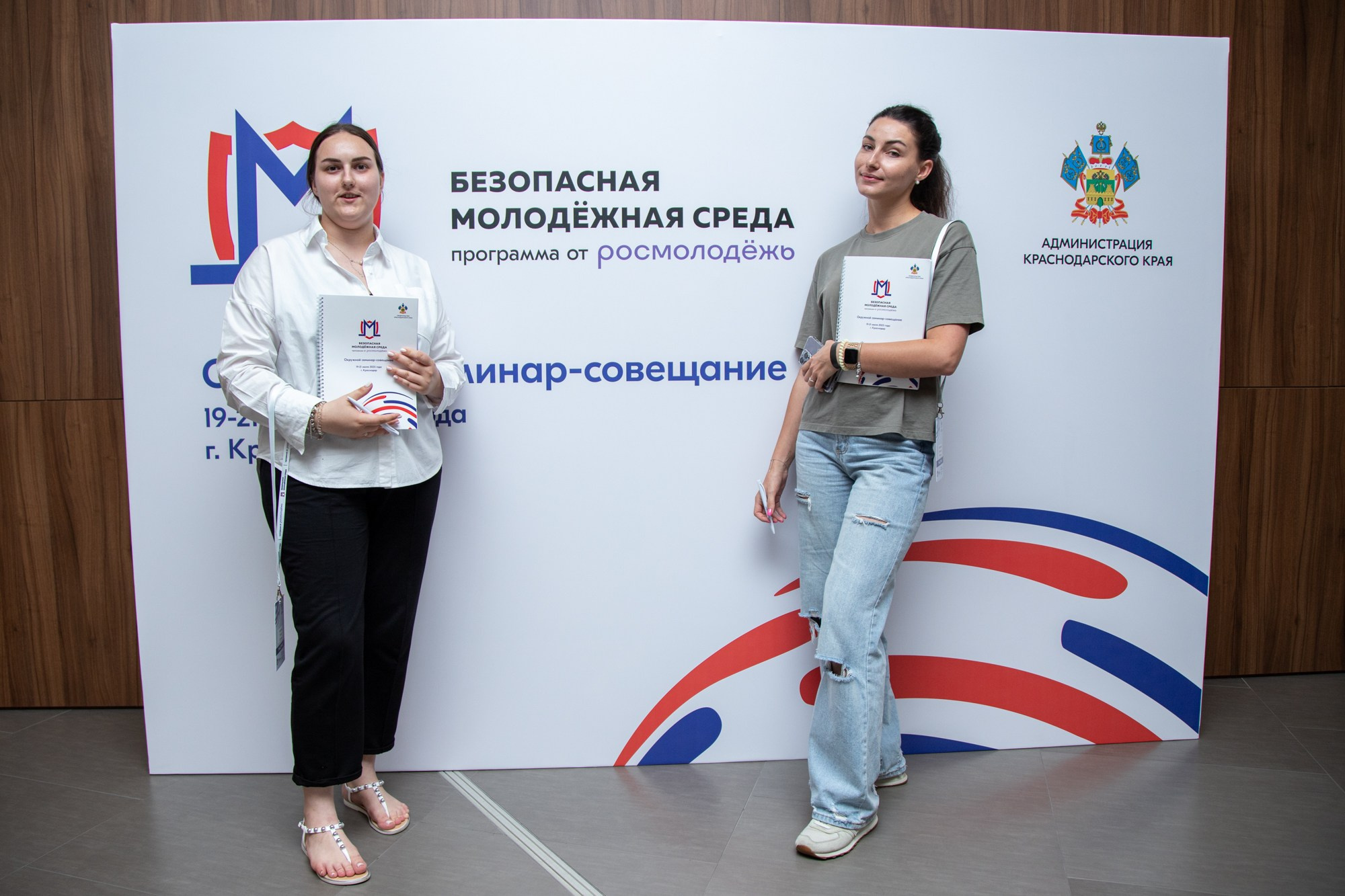 Федеральный семинар от «Росмолодёжи». Репортажный, промышленный и маркетплейс-фотограф Дмитрий Чернат