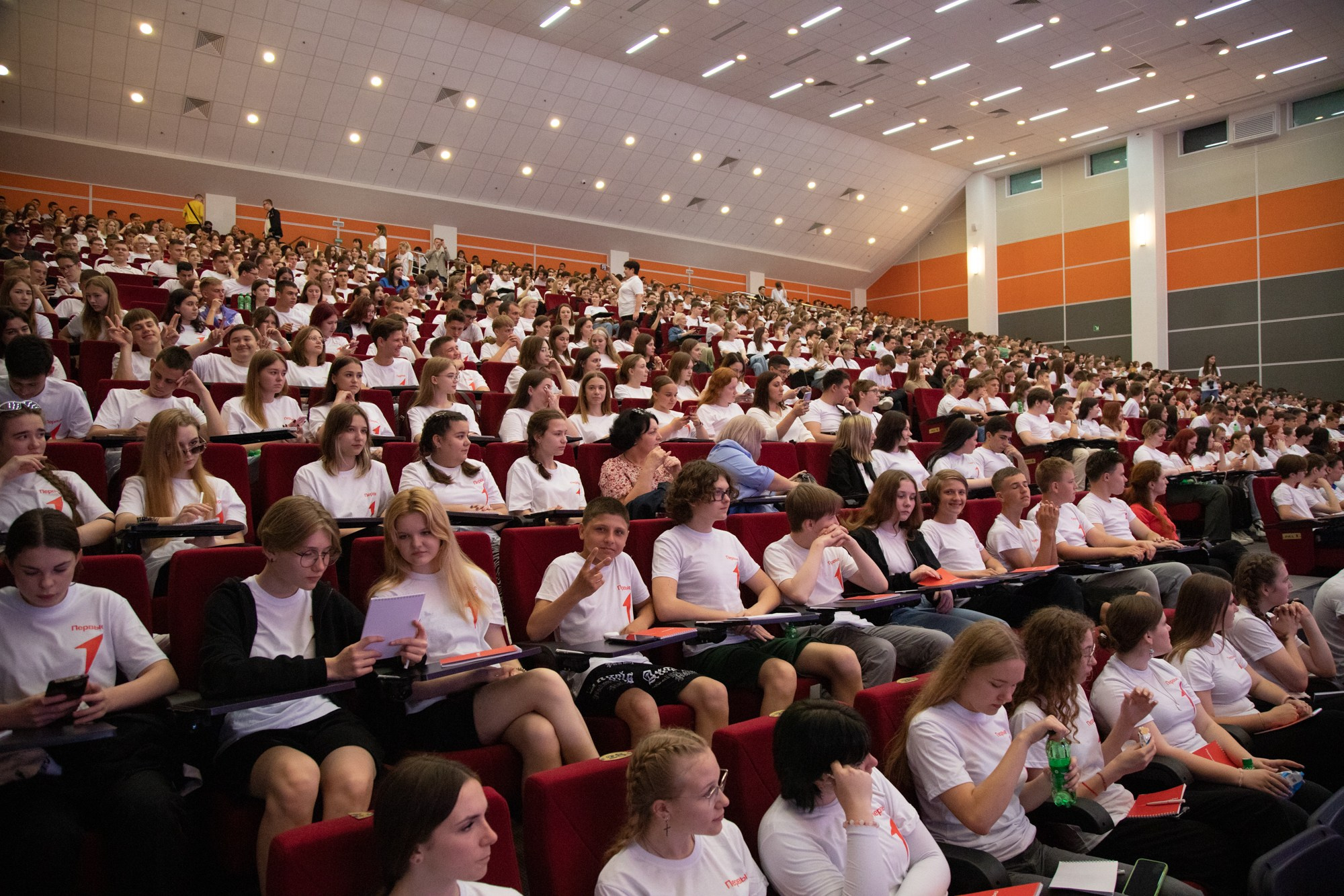 Первый фестиваль Движения Первых в Краснодаре. Репортажный, промышленный и маркетплейс-фотограф Дмитрий Чернат