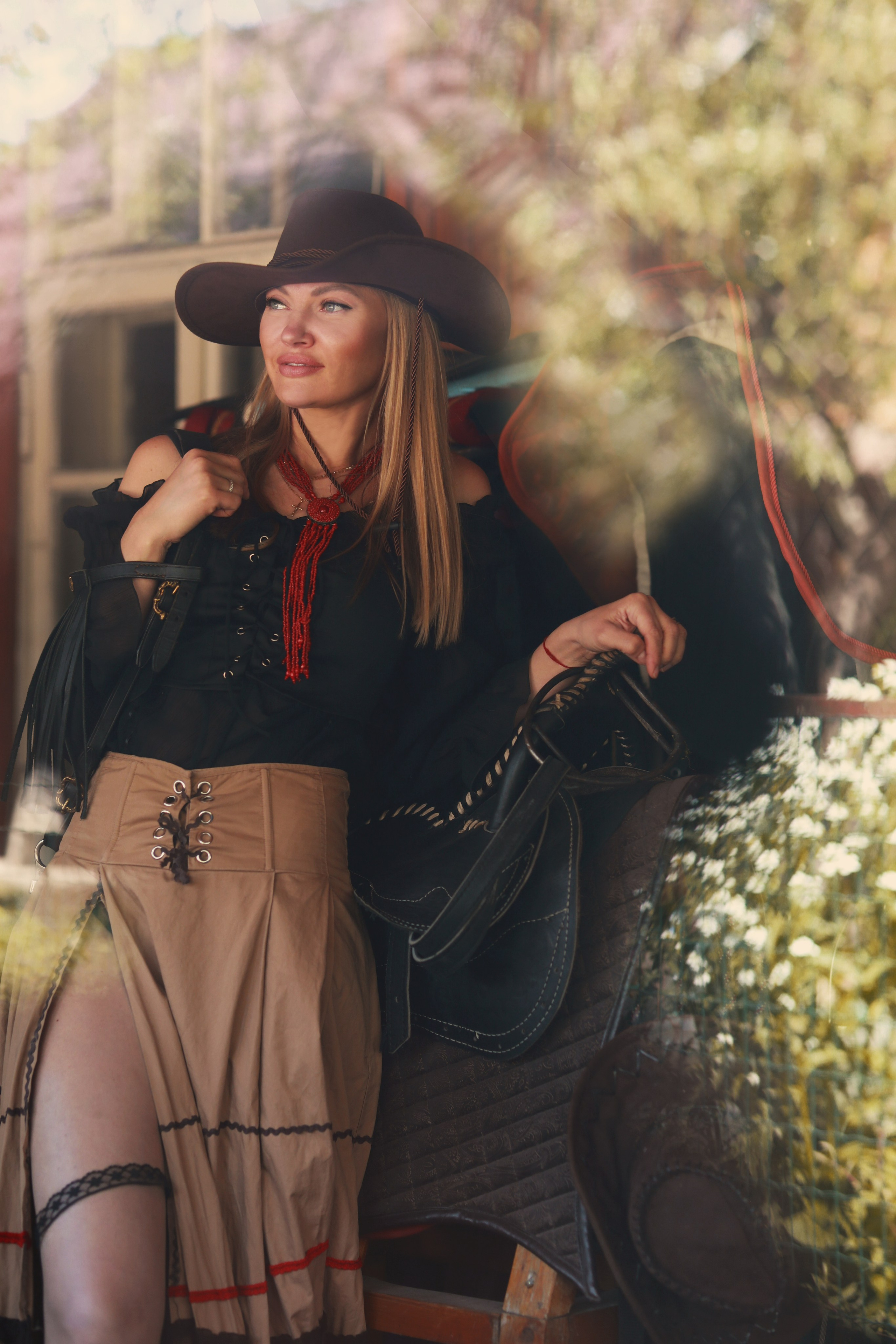 Художественная портретная съемка без лошадей. Фотосессия с лошадьми