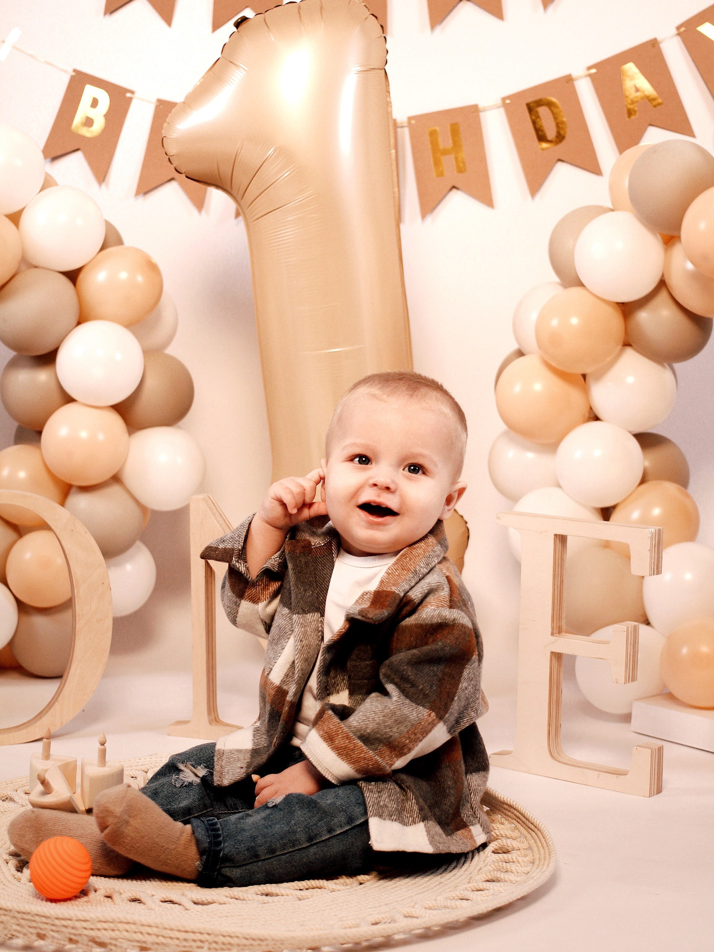 1 years. Photography Eva