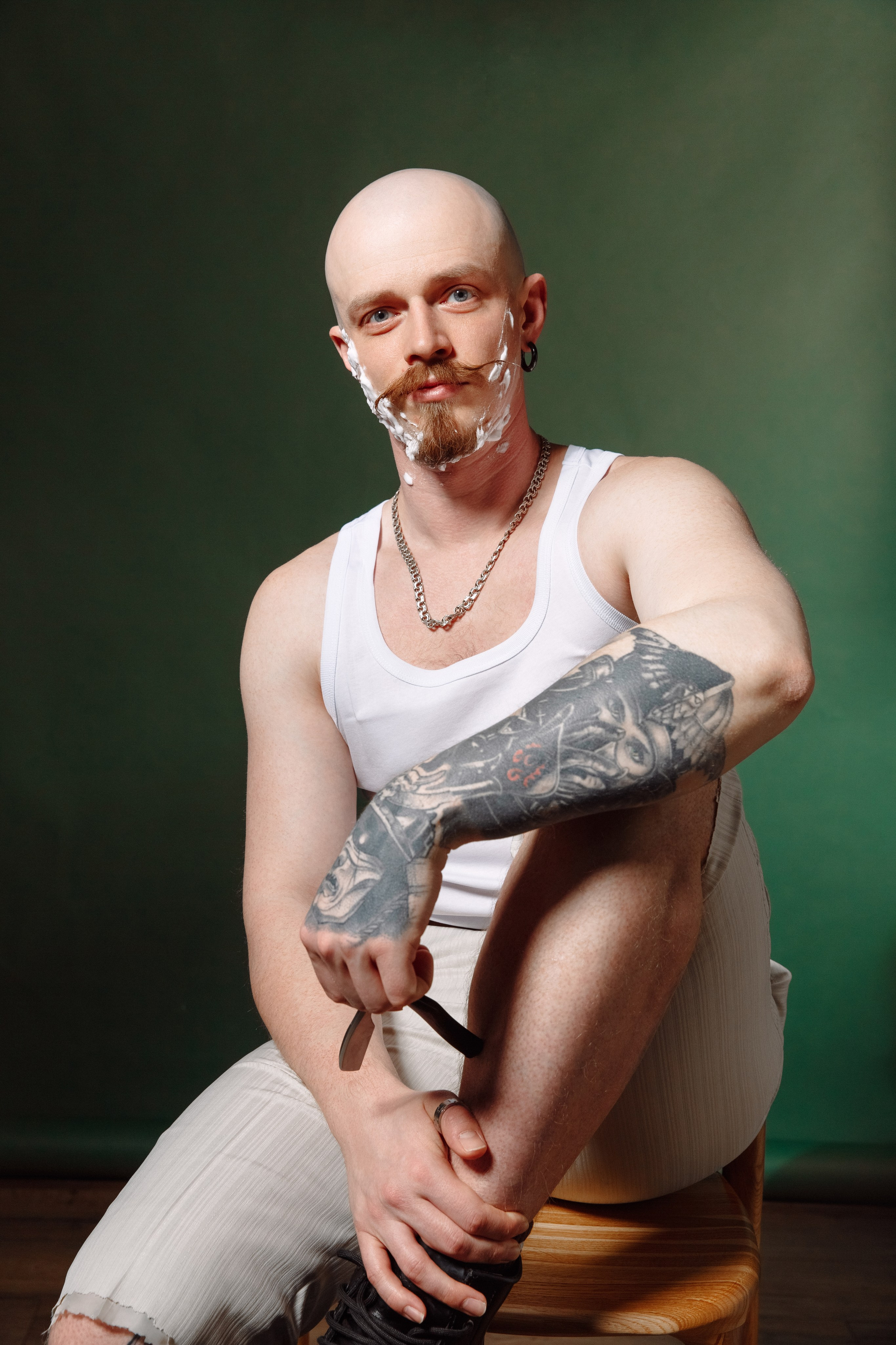 Мужская фотосессия в студии Нижний Новгород. Мужской портрет, Нижний Новгород. Фотосессия барбера. Барбер Нижний Новгород.