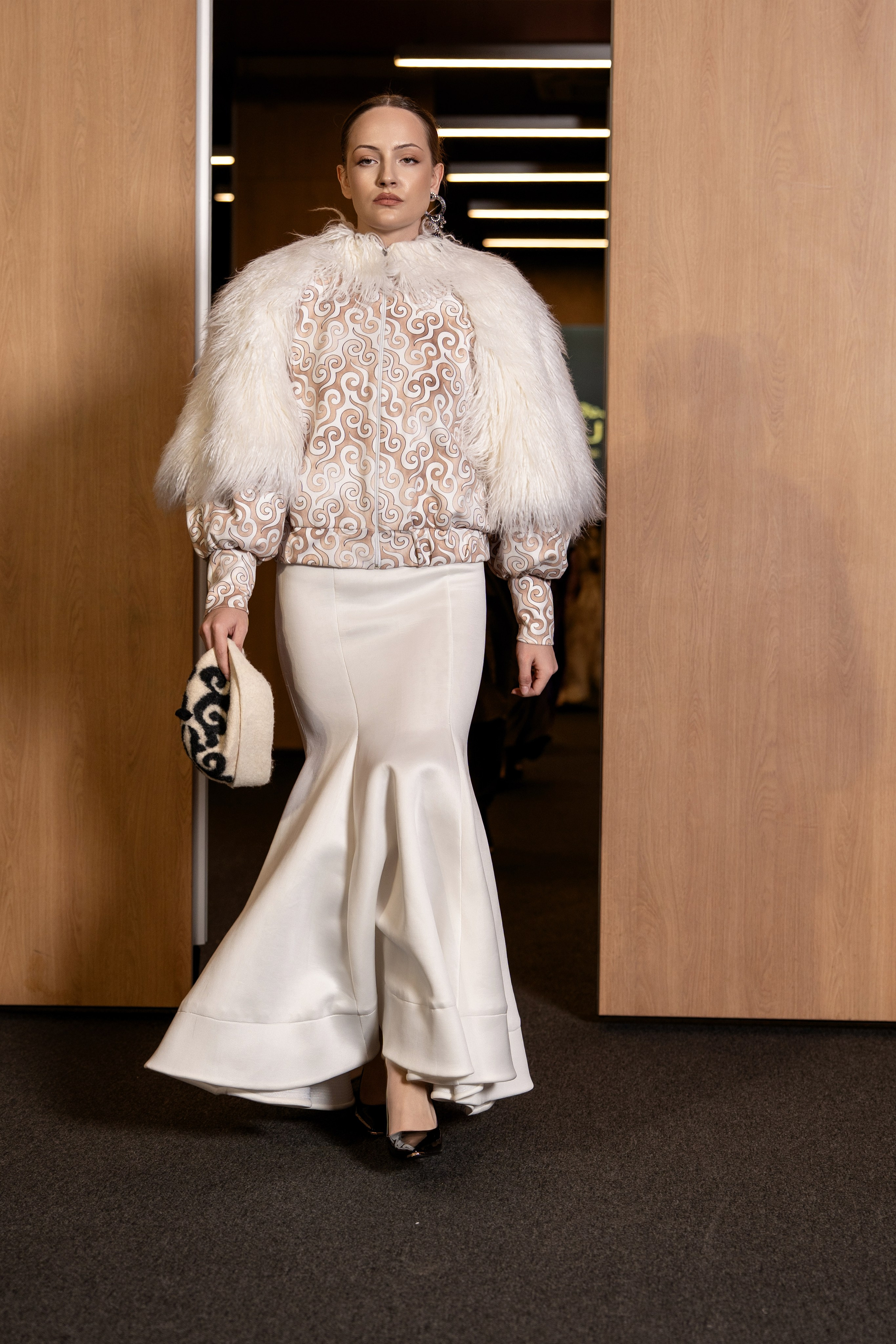 Brand Gulnur Atelier. Сайт Алматинского НЮ АРТ, будуар и фэшн фотографа Дениса Карпенко