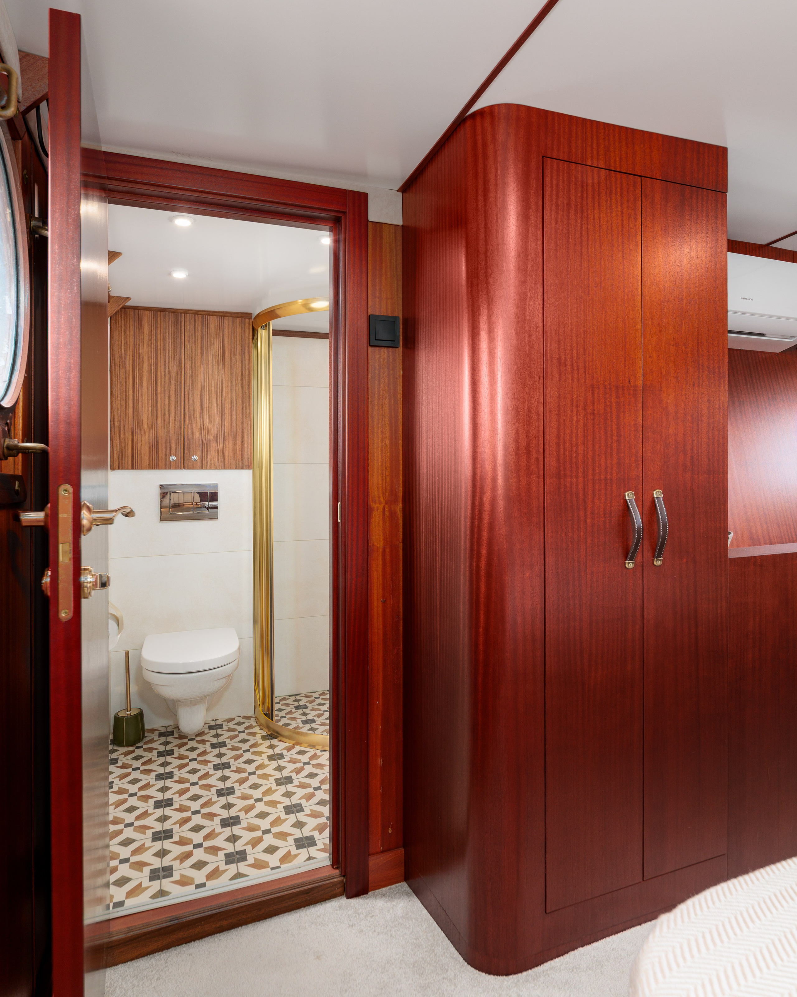 Фотосъёмка судна, яхты для бизнеса