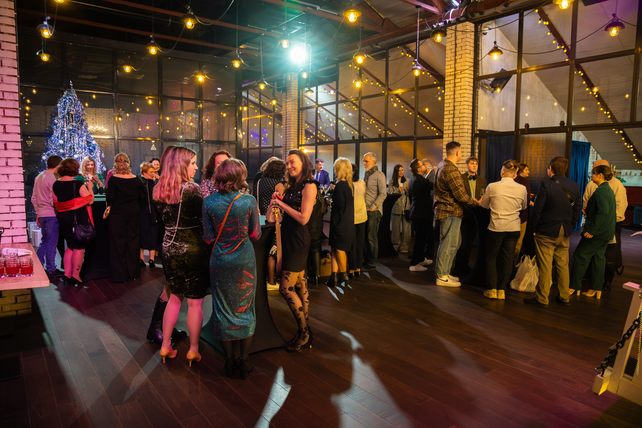 СПбПУ ИСИ новогодняя corporate party. Евгений Матвеев — фотограф в Санкт-Петербурге