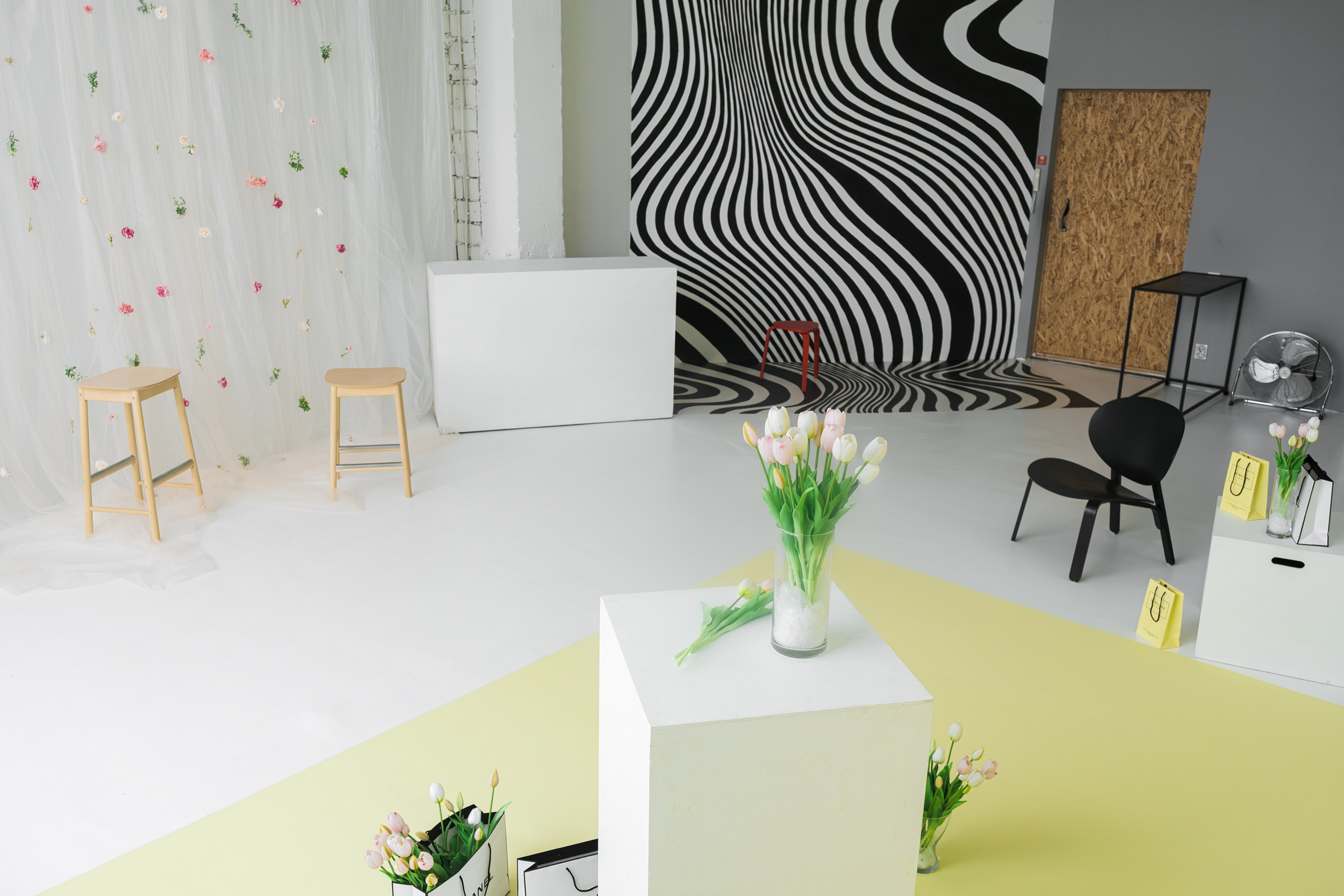 Зал № 1 Pablo от 1000 руб, 70 м². «5loft» фотостудия в Ижевске