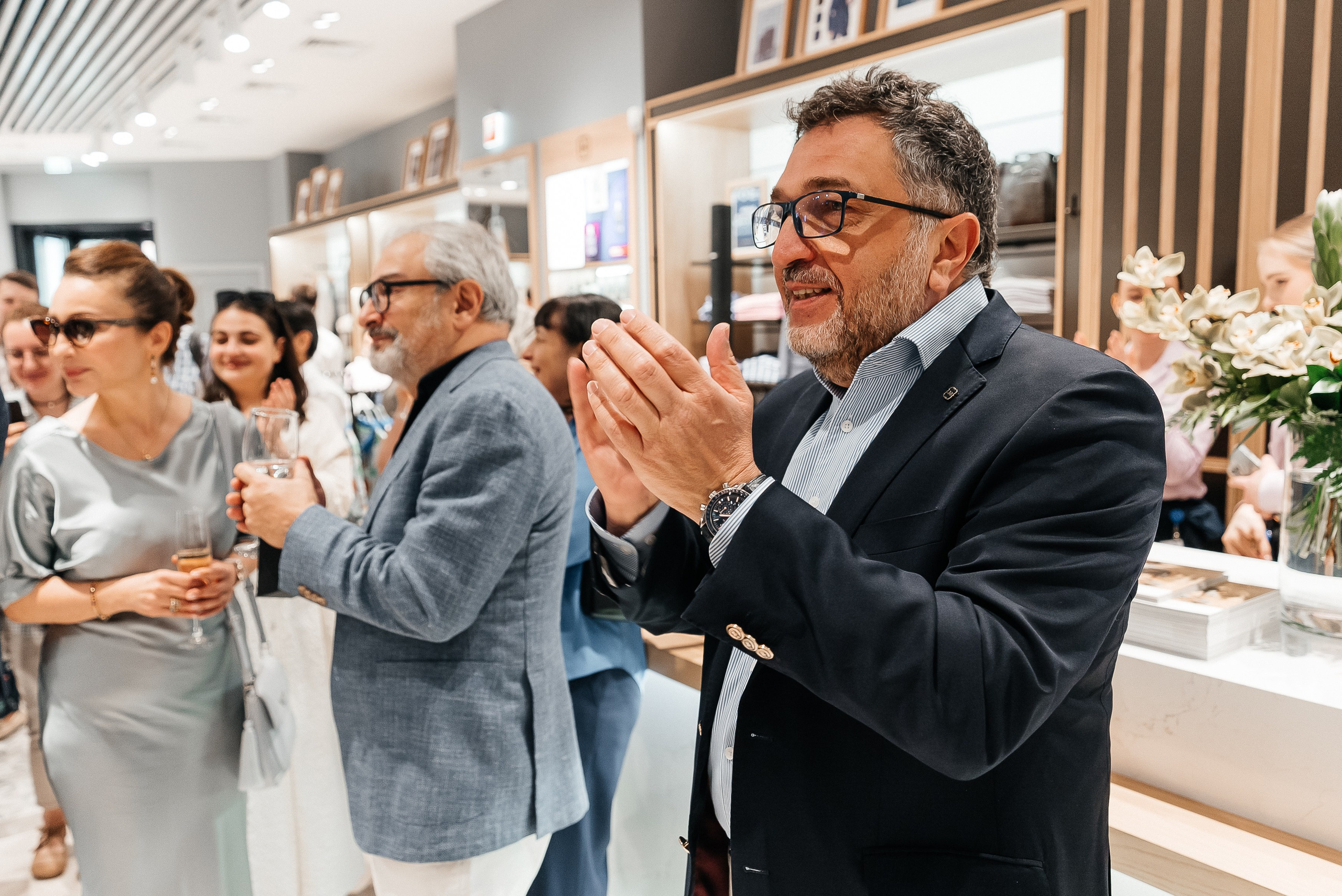 Henderson. Павел Краснов — Свадебный и репортажный фотограф в Москве