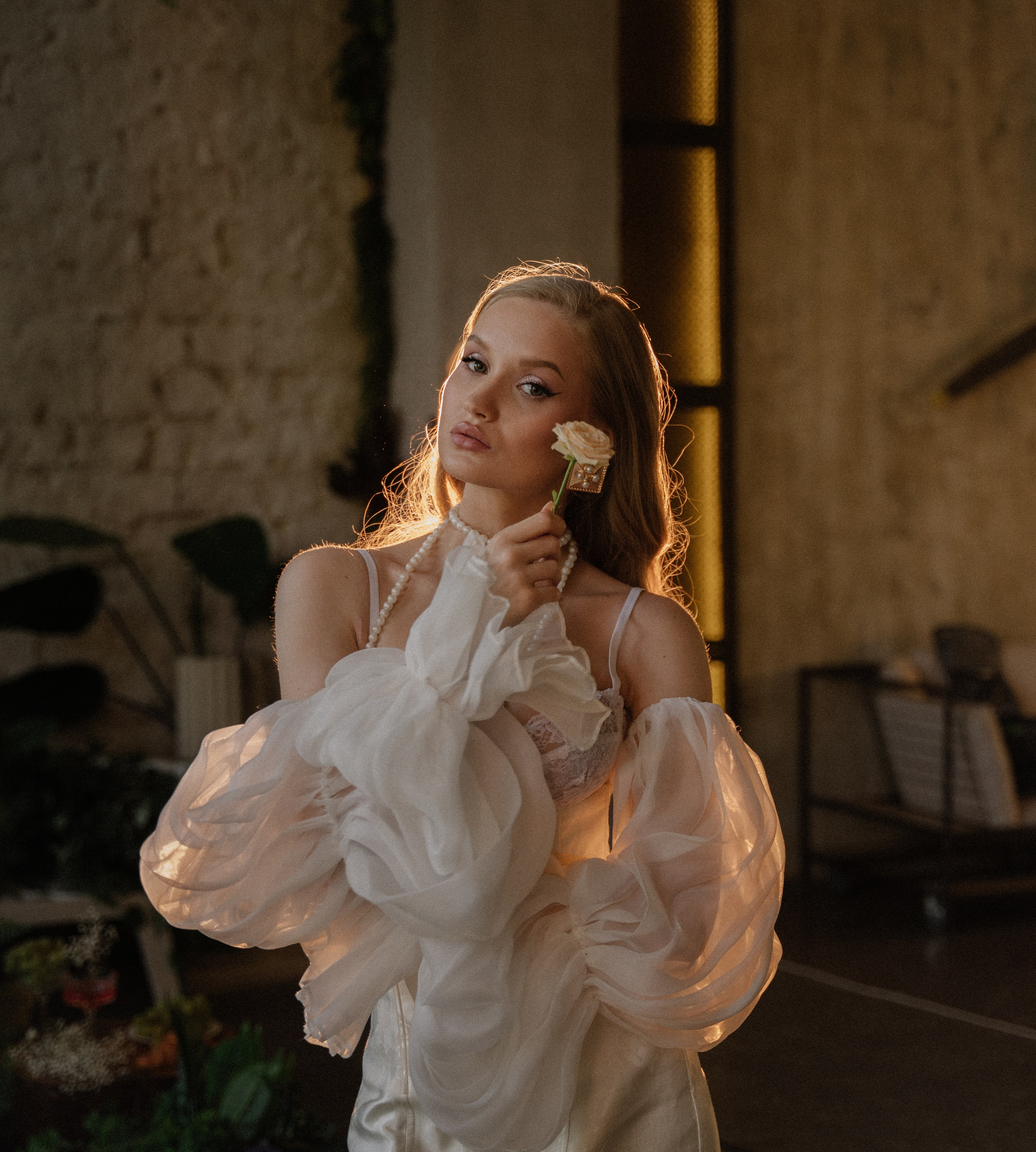 Невеста на пикнике в замке