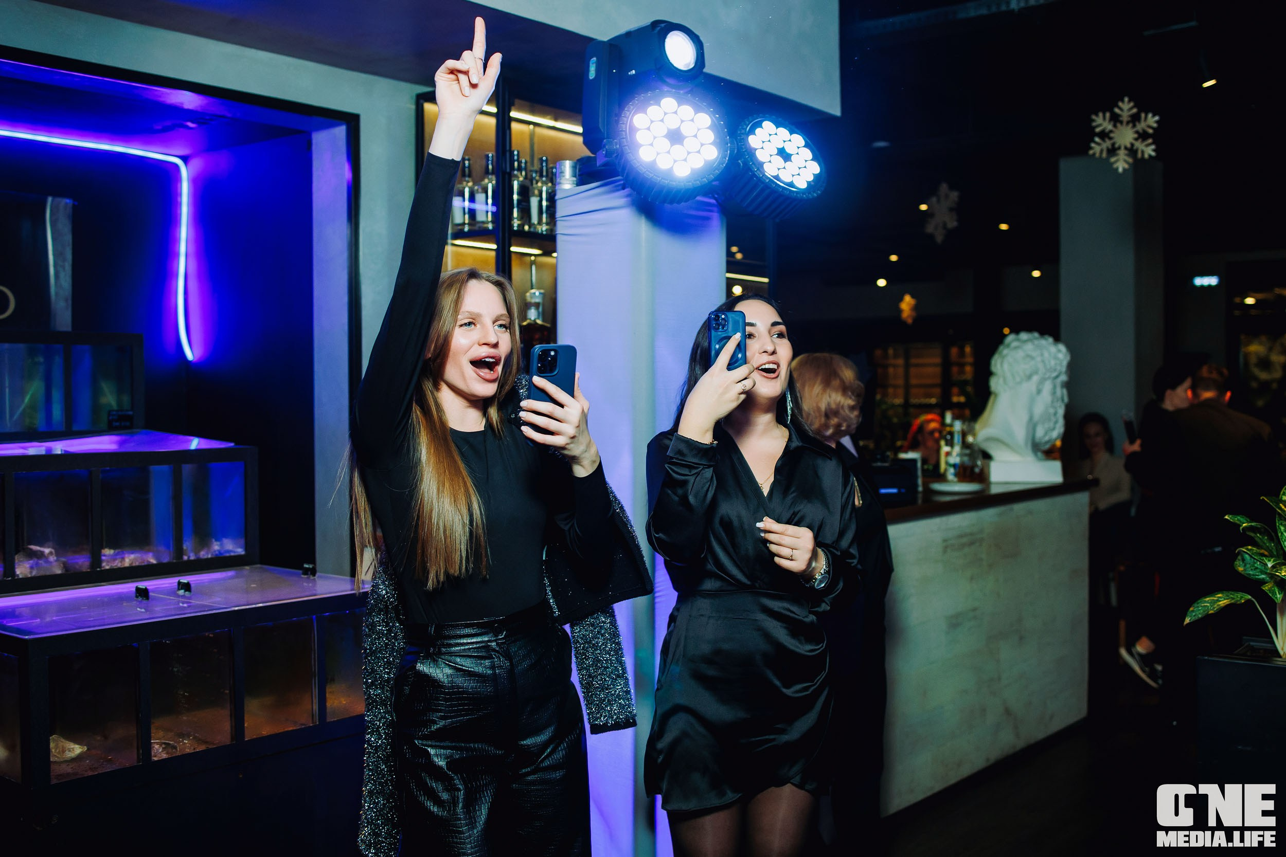 Клубный концерт в El Greco: Братья Грим. One Media Life: фоторепортажи, фотоотчеты с мероприятий и заведений