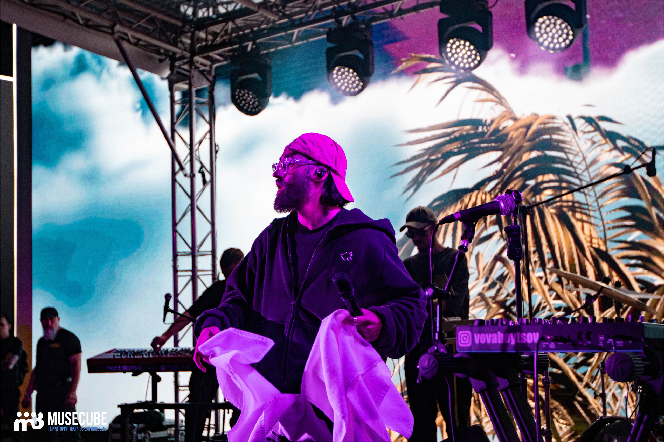 МОТ. Концертный фотограф