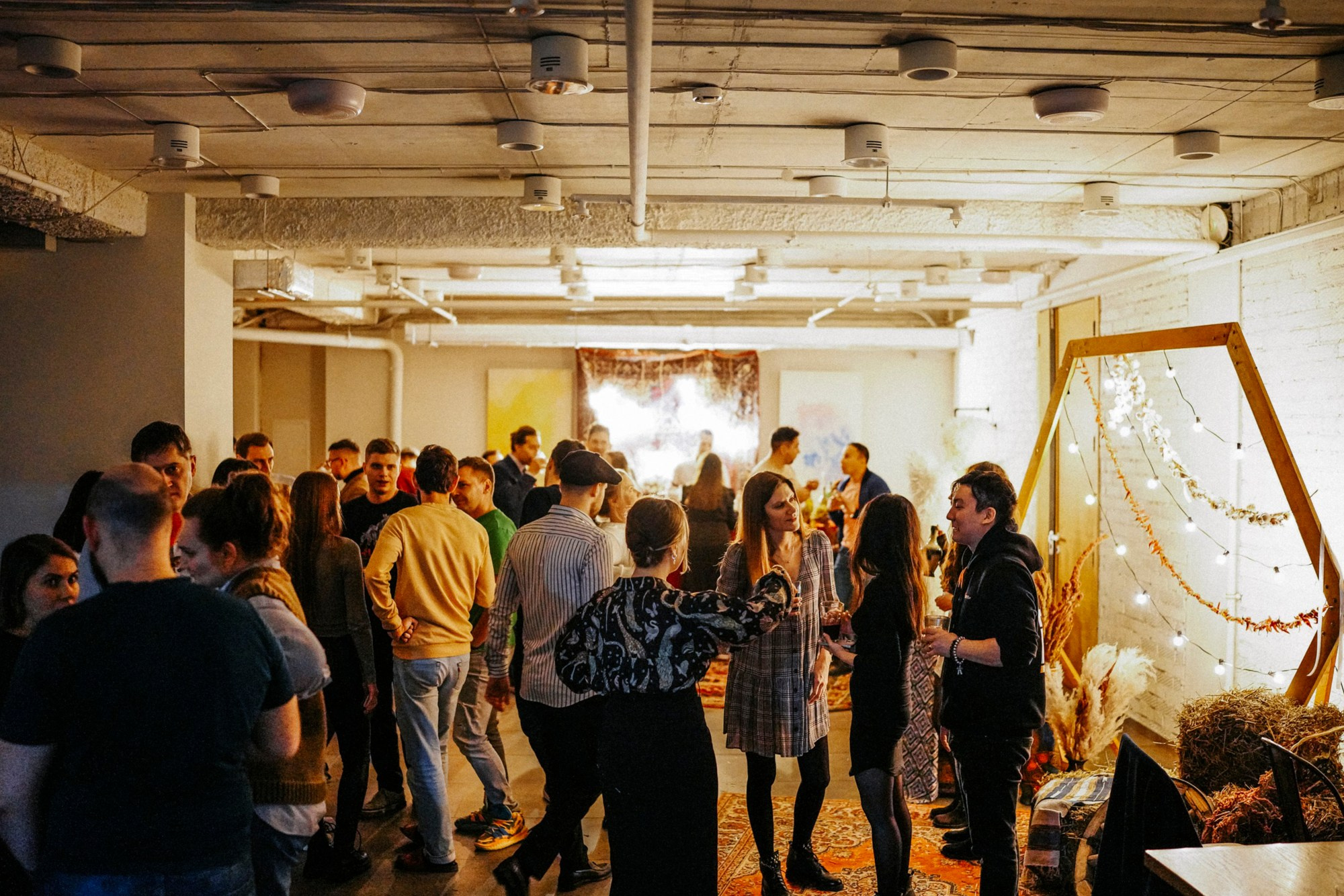 Практик | Грузинская вечеринка. #фотокаквкино | Фотографирую людей