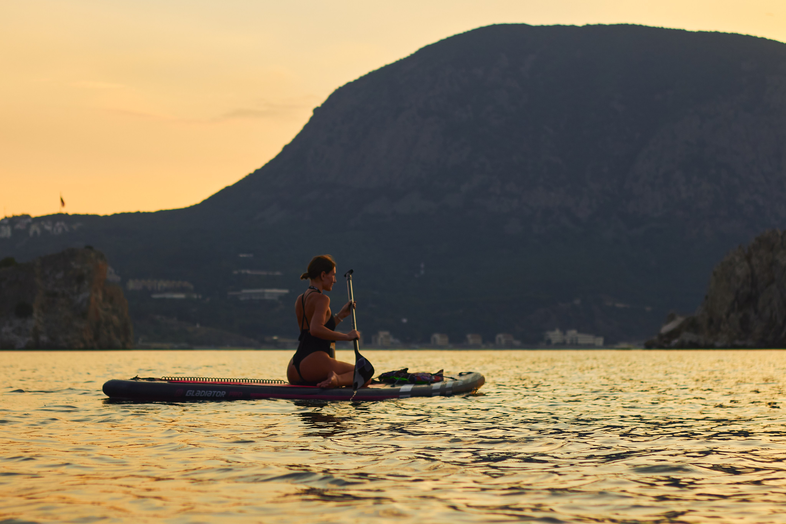 Рассвет на SUP board в Крыму — красивые фото заката у моря | Роман Скрипкин. Живые фото в Крыму | Фотограф Роман Скрипкин | Искренние фотографии без поз и суеты
