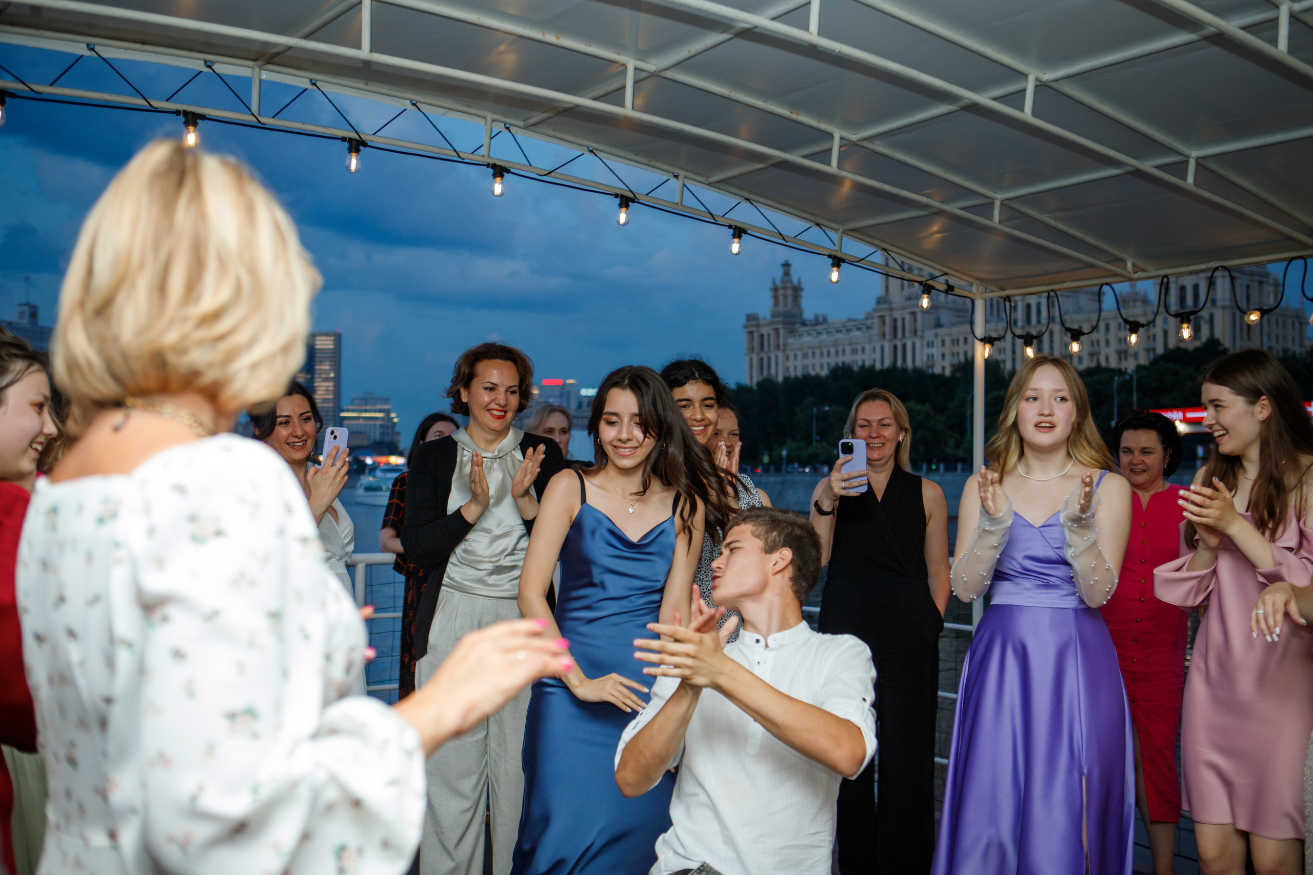 9 класс / Гимназия № 1558 имени Росалии де Кастро / Выпускной. Детский и семейный фотограф Мария Киселёва. Москва