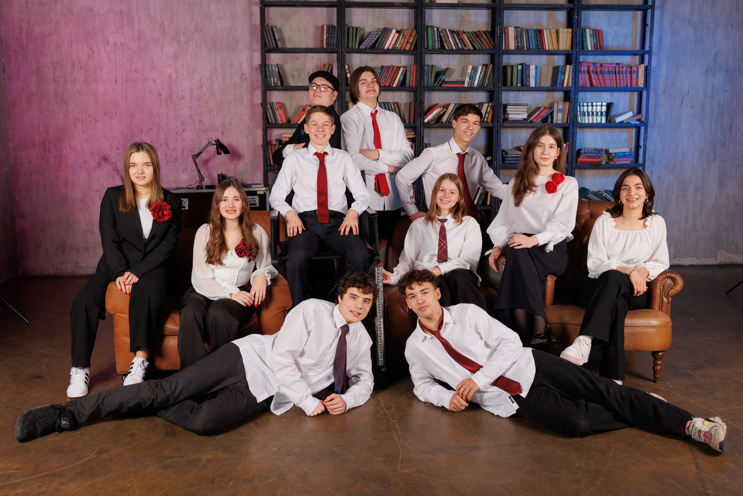 Школьная фотосессия в студии. Профессиональная фото и видеосъемка. Москва