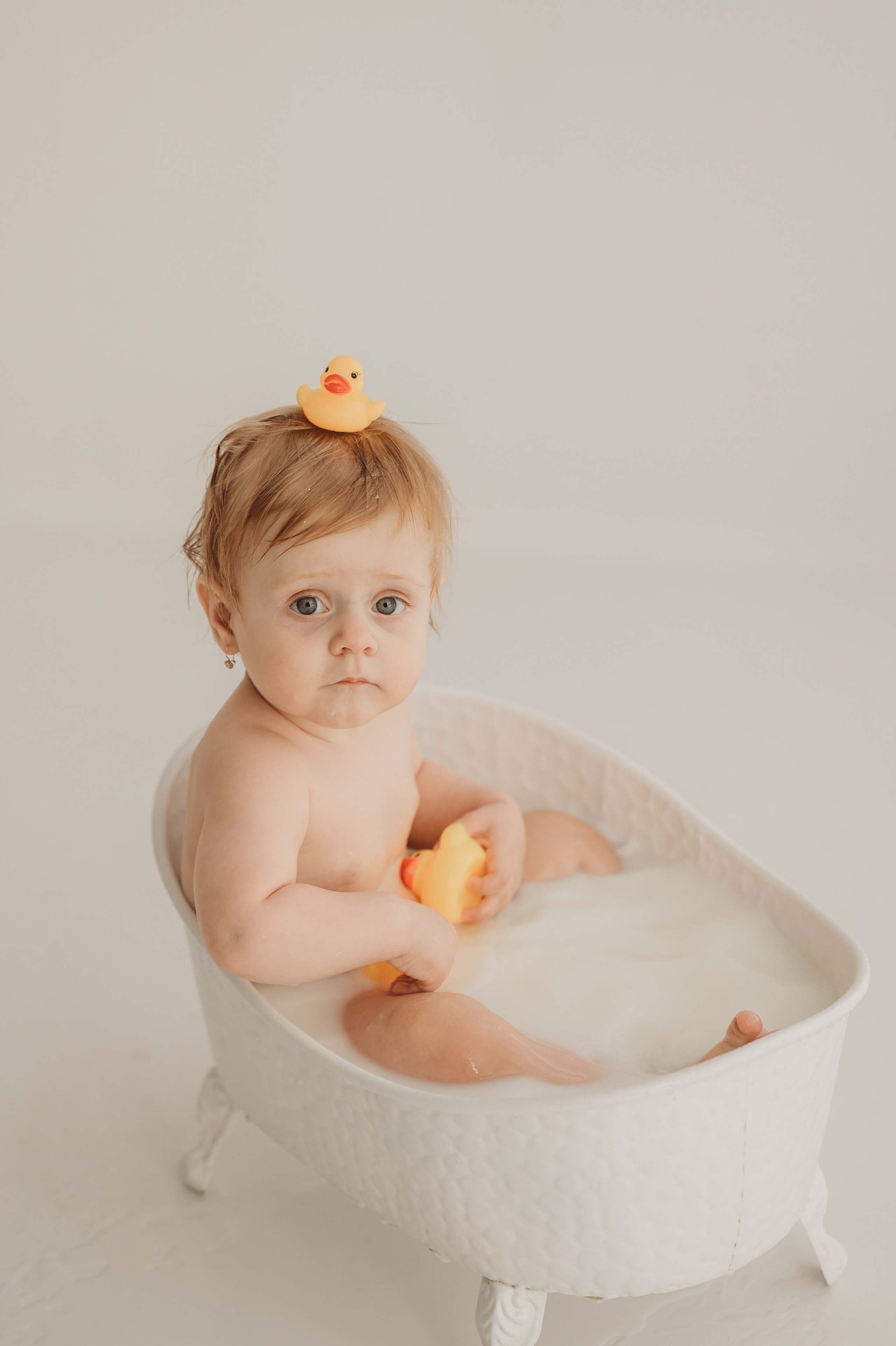 Молочные ванночки. Детский и семейный фотограф Ирина Гладких