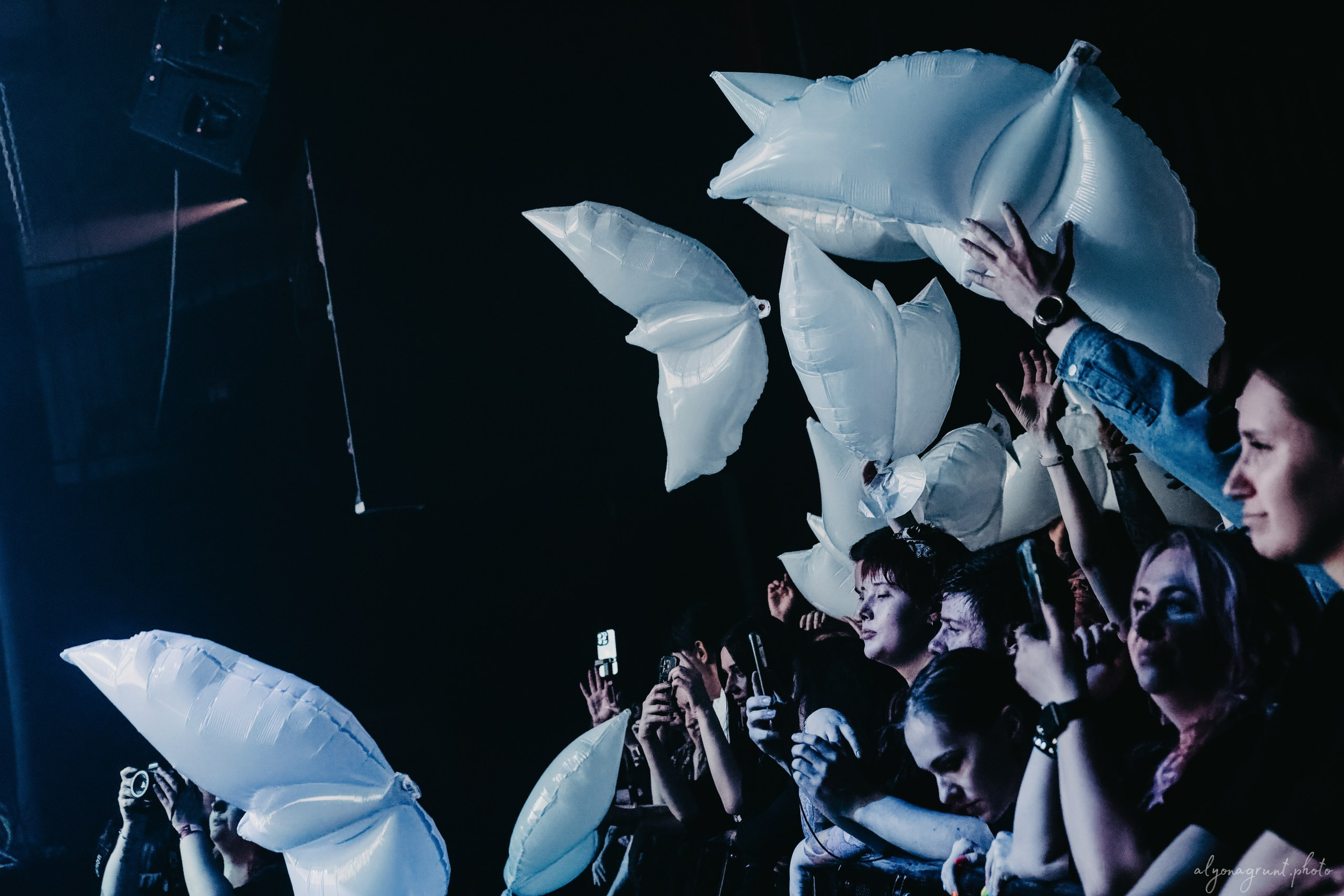 Концерт группы ТАйМСКВЕР, фоторепортаж СПб, Sound, 17.05.2025. Алена Адрианова: фотограф в Санкт-Петербурге