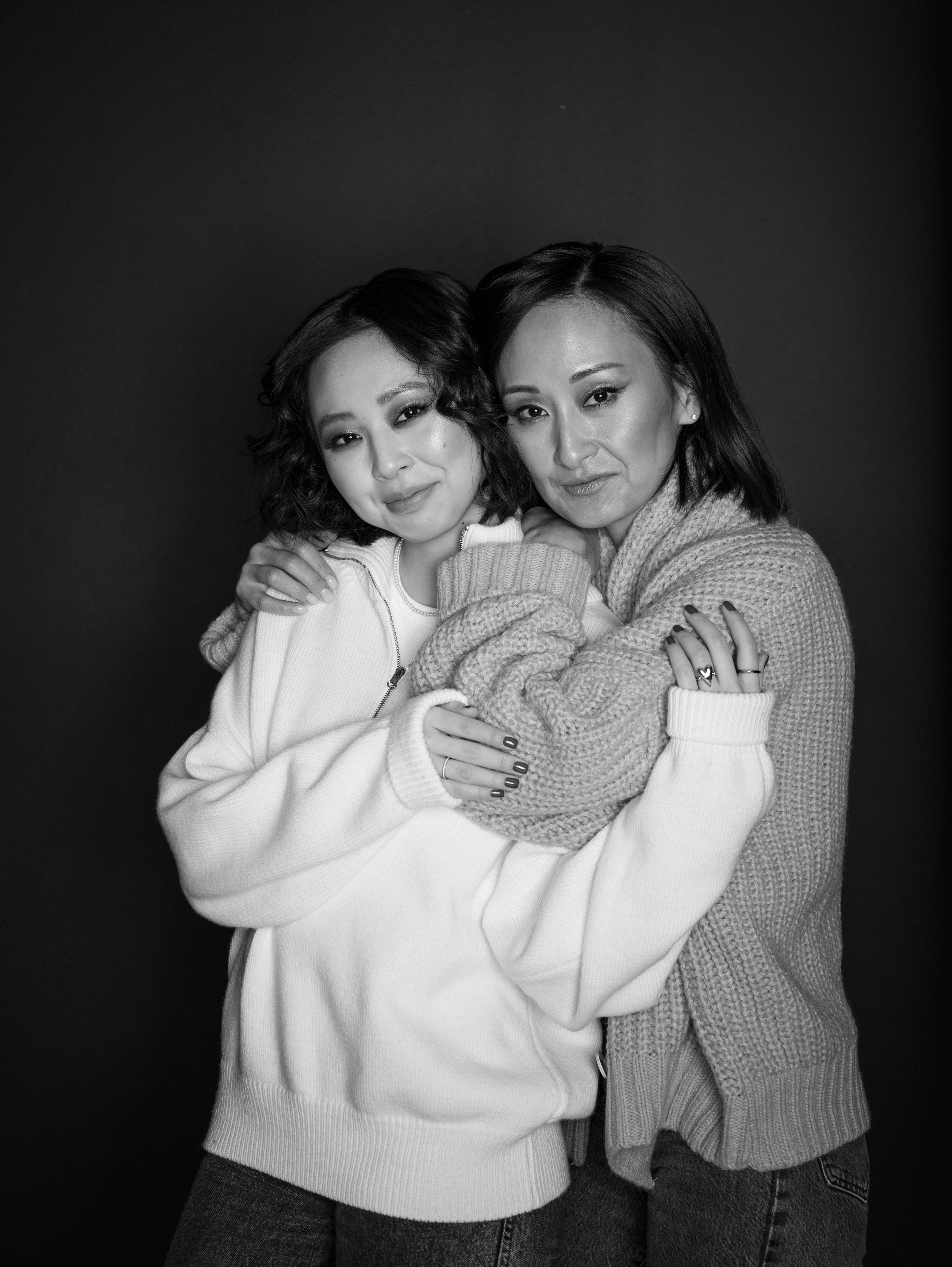 Мама и дочка, студийная съемка. Свадебный и семейный фотограф в Москве Мила Широких