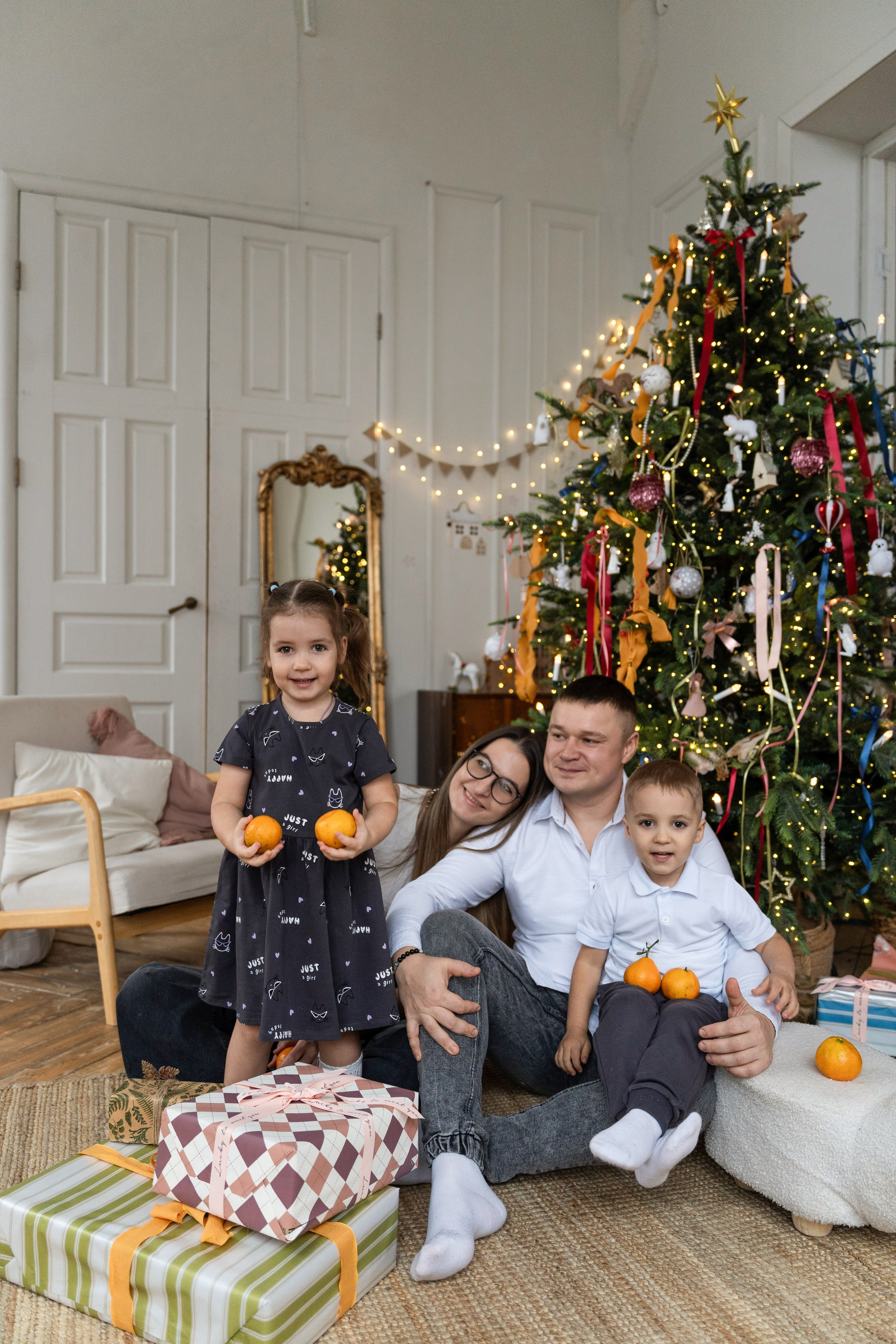 Семейная фотосессия Новогодняя (Карина). Норина Анна, фотограф в Самаре, НЕЙРОфото по всему миру. Создаю кадры которые цепляют за душу