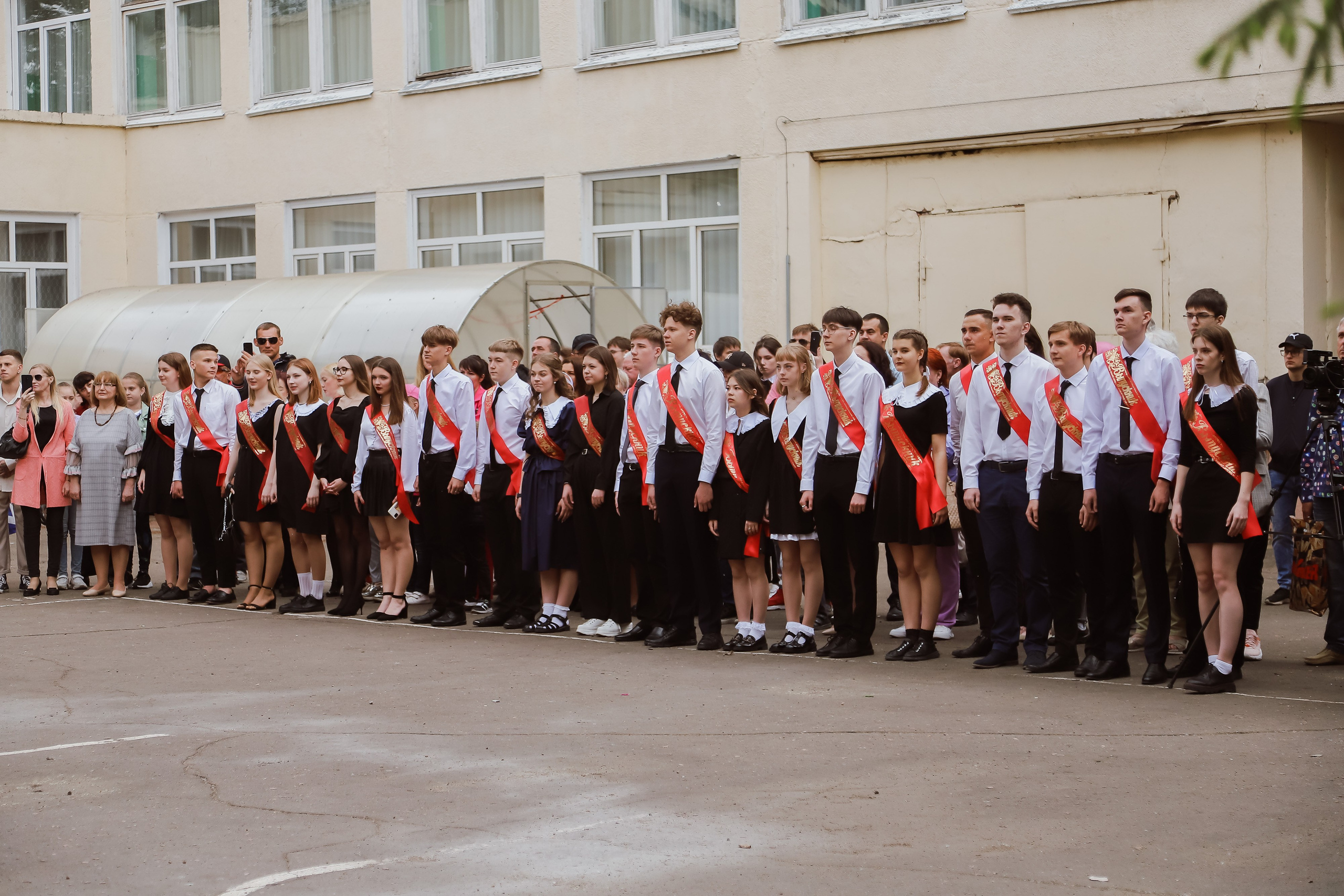 Выпускной. Креативный и женский Фотограф Омске Наталья Лебедева