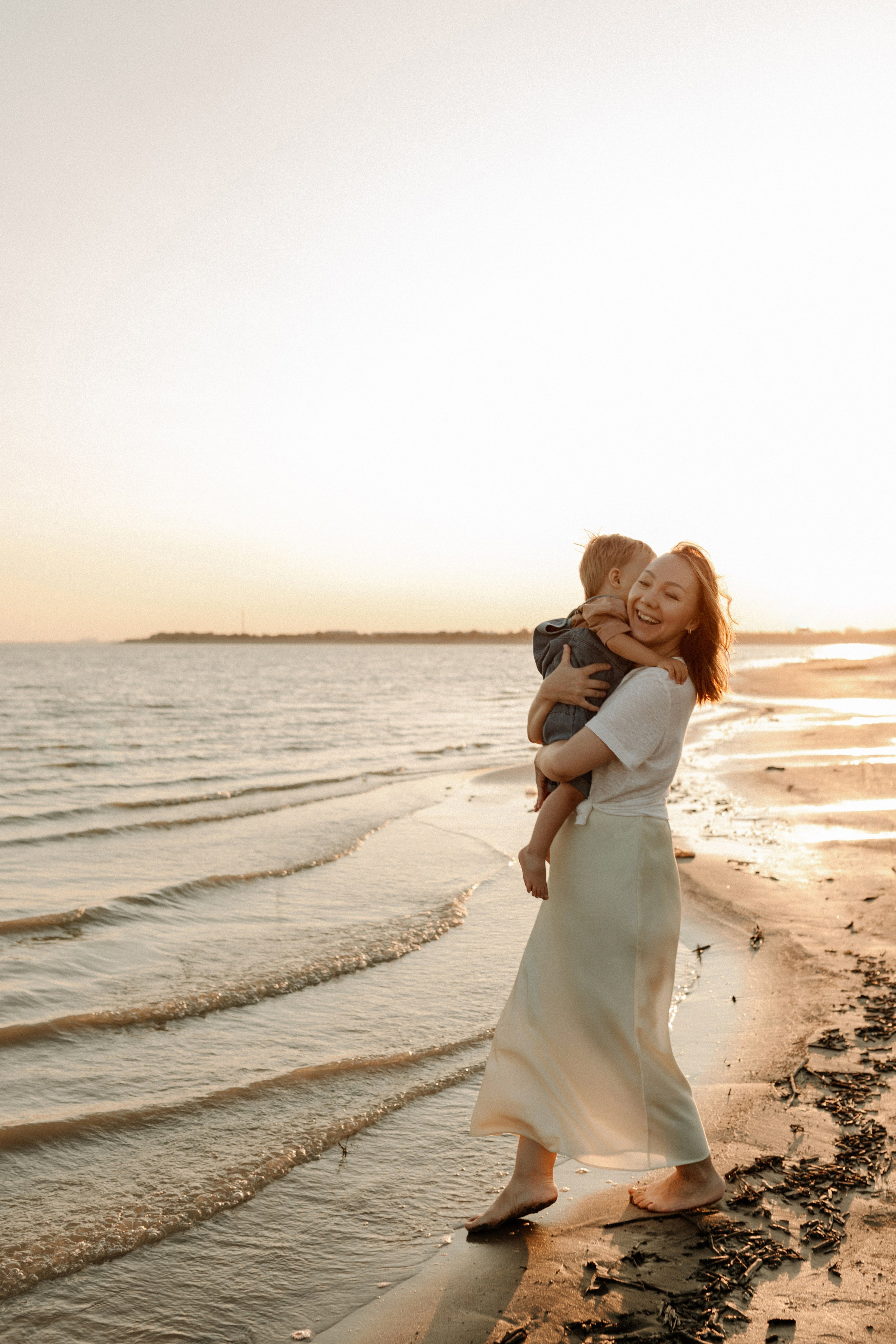 Трое у реки, не считая фотографа. Семейный фотограф в Краснодаре Яна Морева