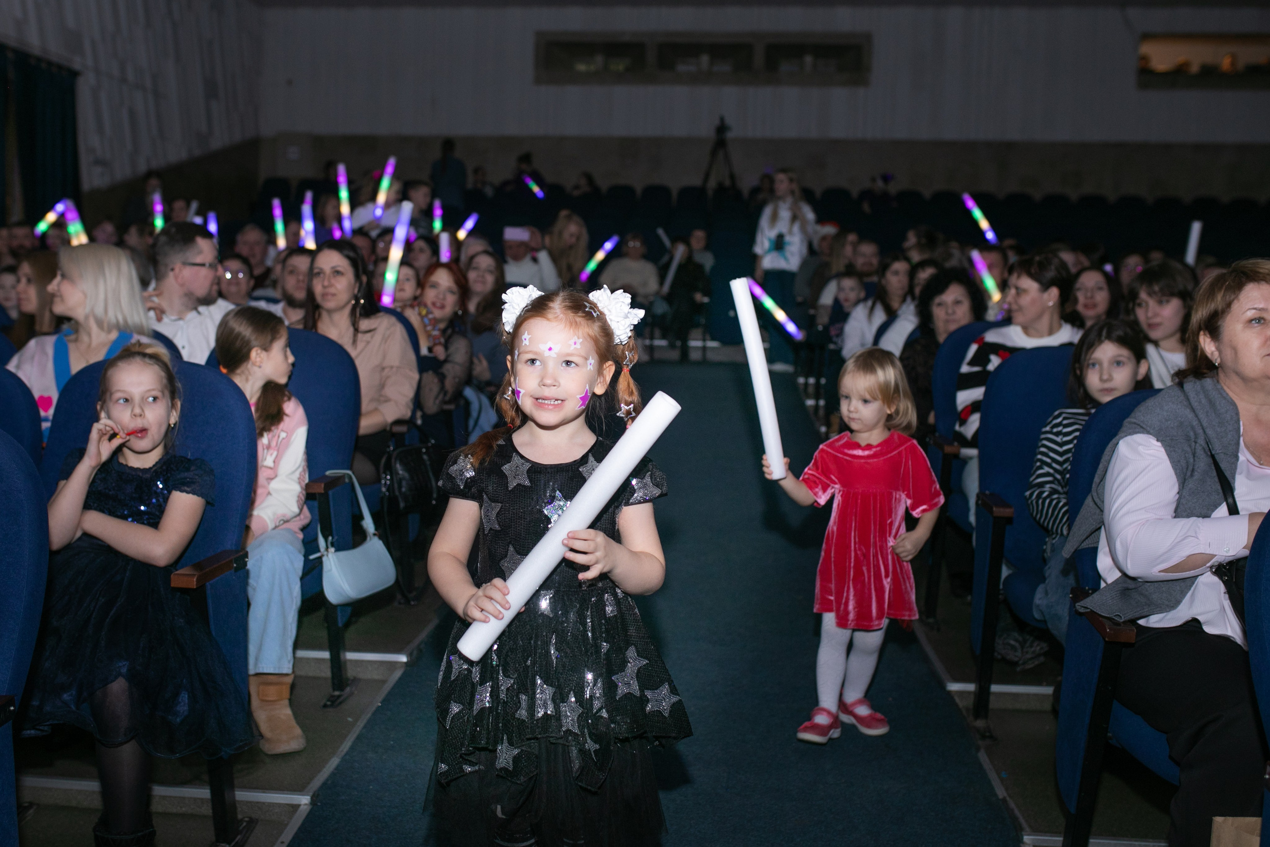 Танцы на районе.Новогодний отчет. Фотограф в Новосибирске Ася Зверева