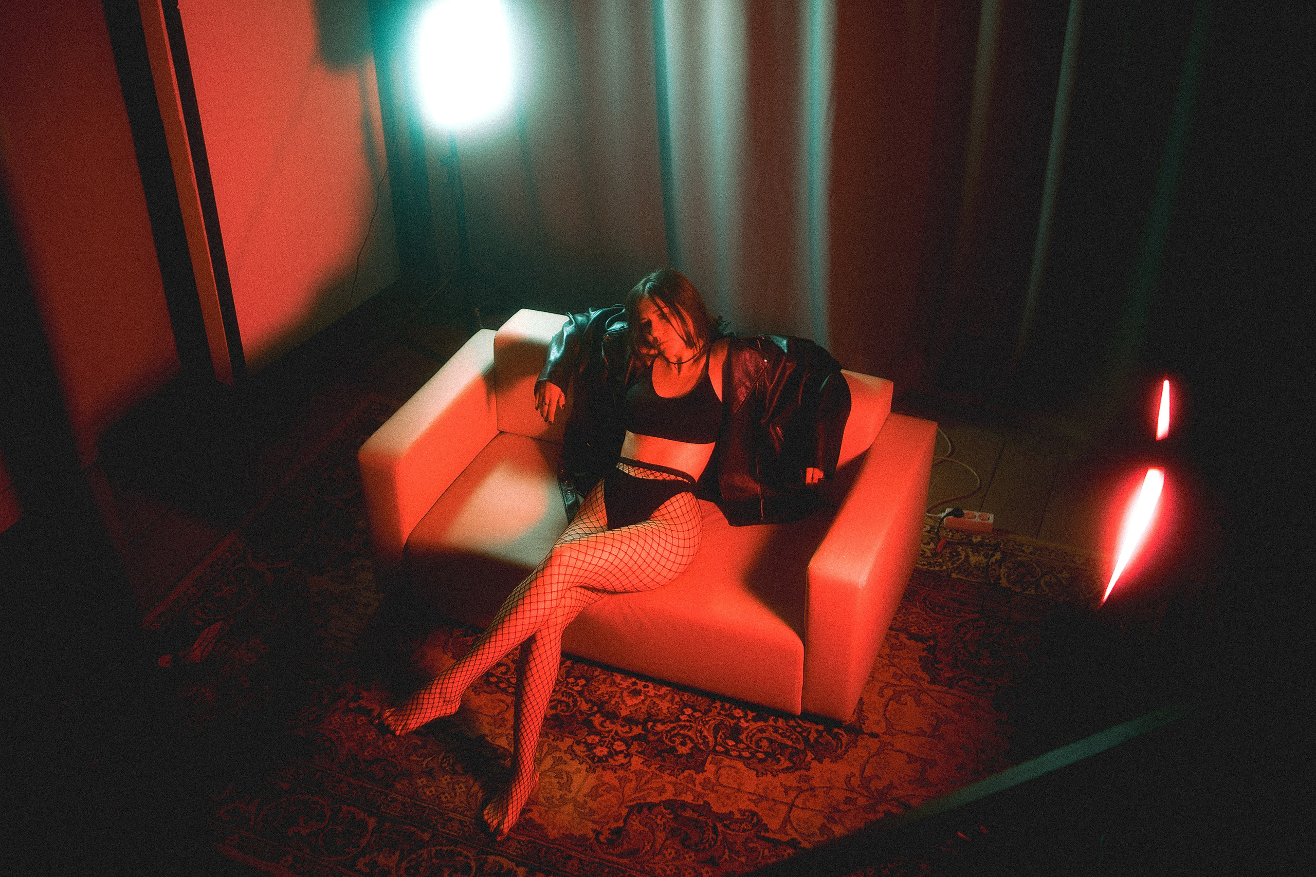 Фотосессия в студии для Наили в Новосибирске. Фотограф в Новосибирске Владислав Унтерберг